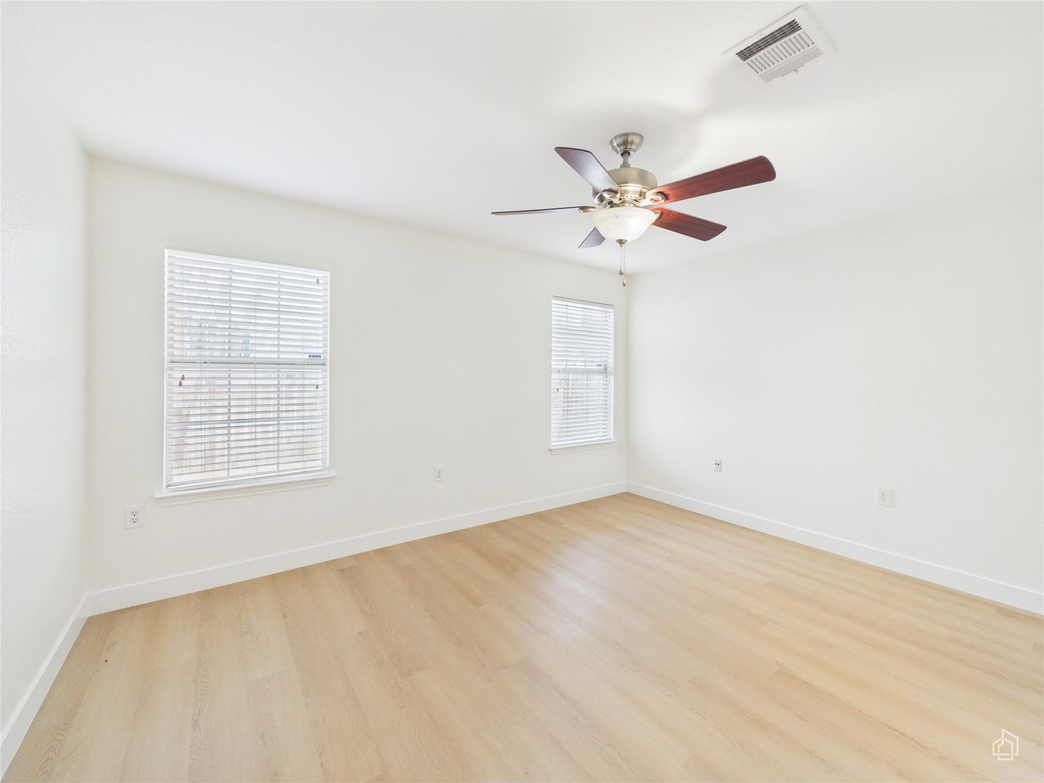 6824 Walkup Ln, Austin, TX 78747