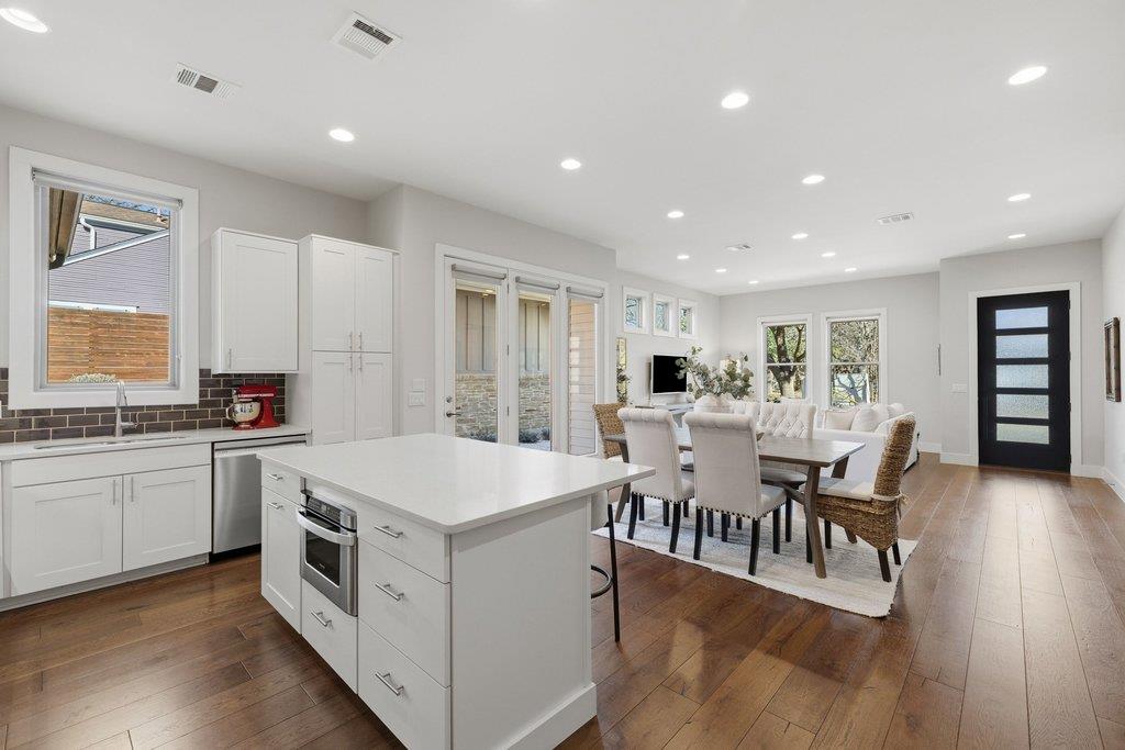 1605 Treadwell, Austin, TX 78704