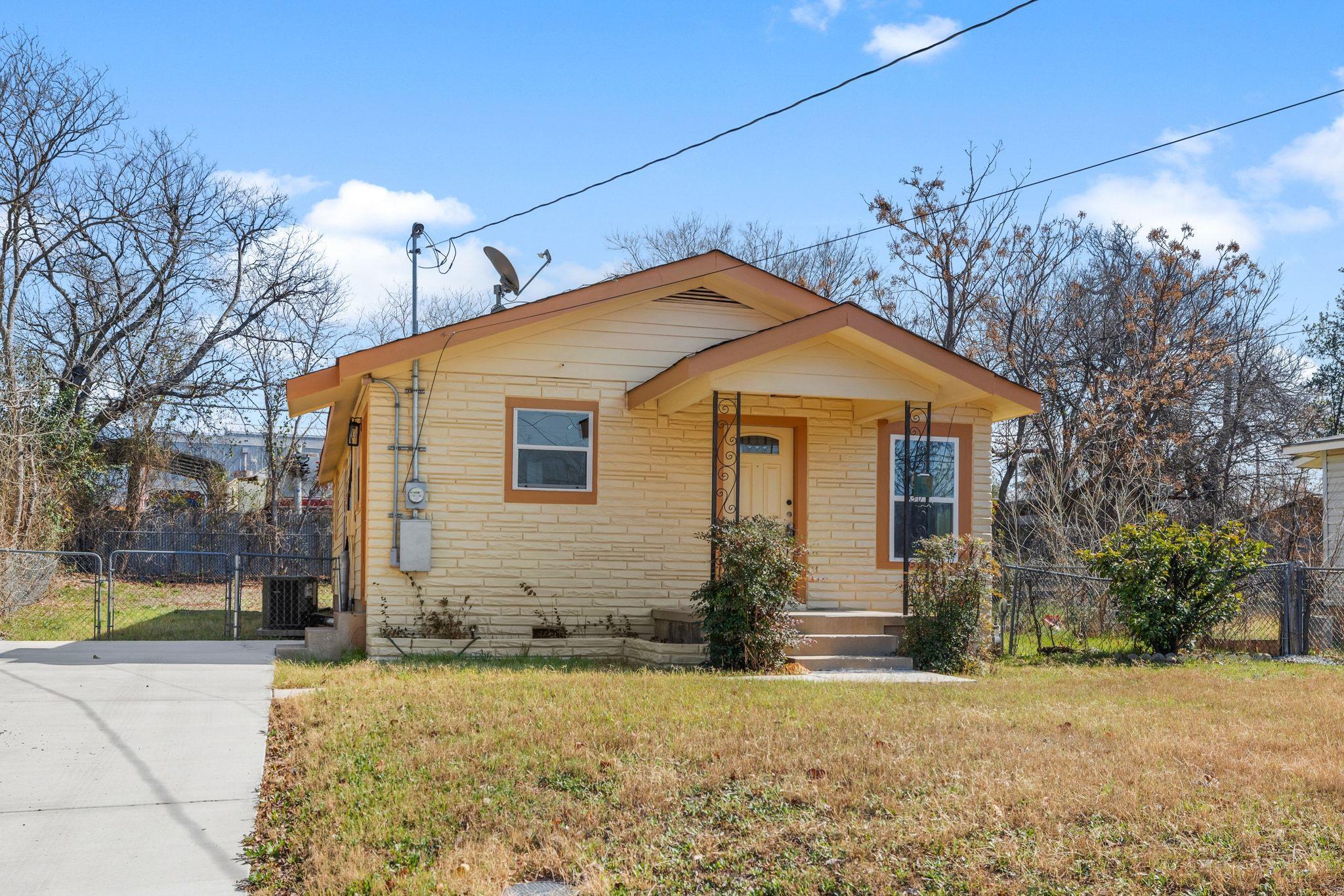 1181 Graham St, Austin, TX 78702