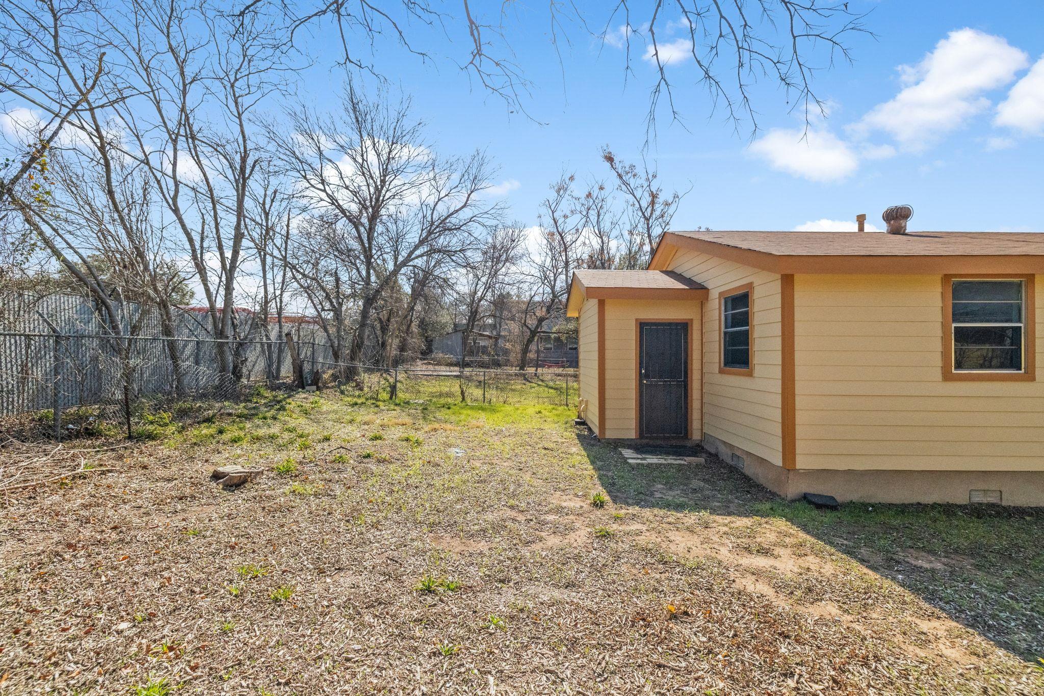1181 Graham St, Austin, TX 78702