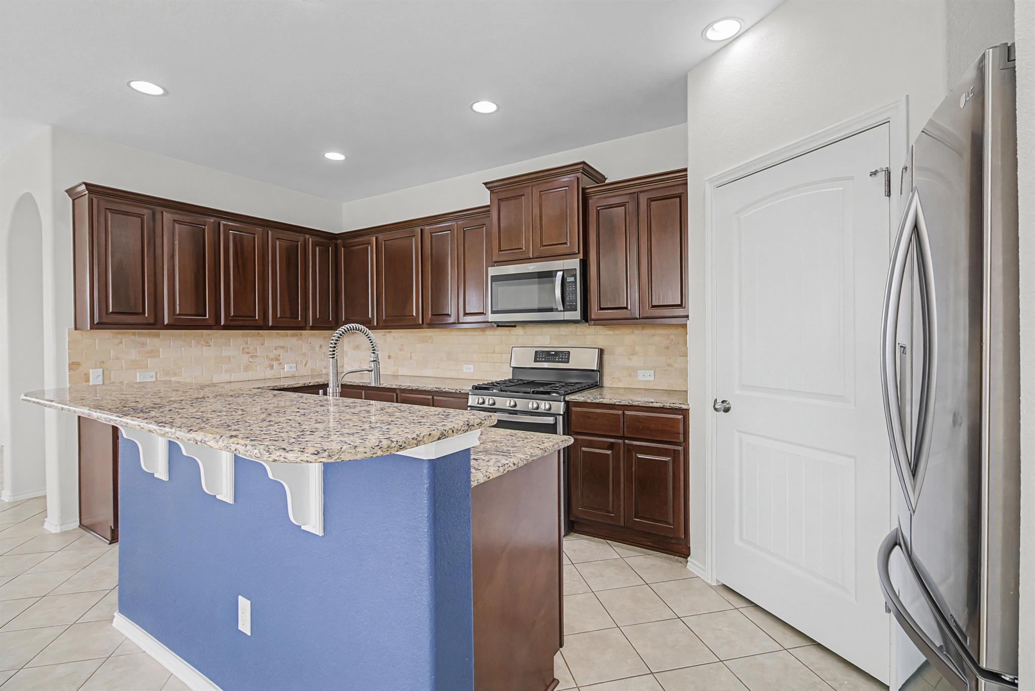 501 Silver Trl, Round Rock, TX 78664