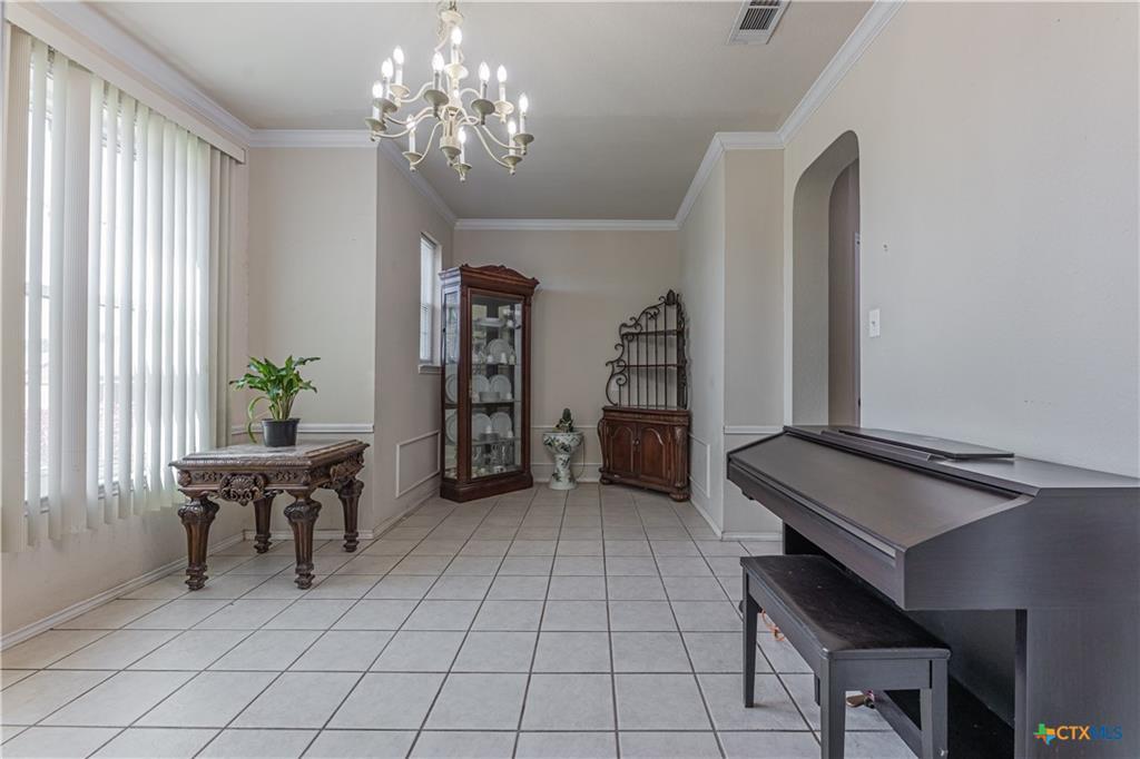 701 Bighorn Dr, Harker Heights, TX 76548