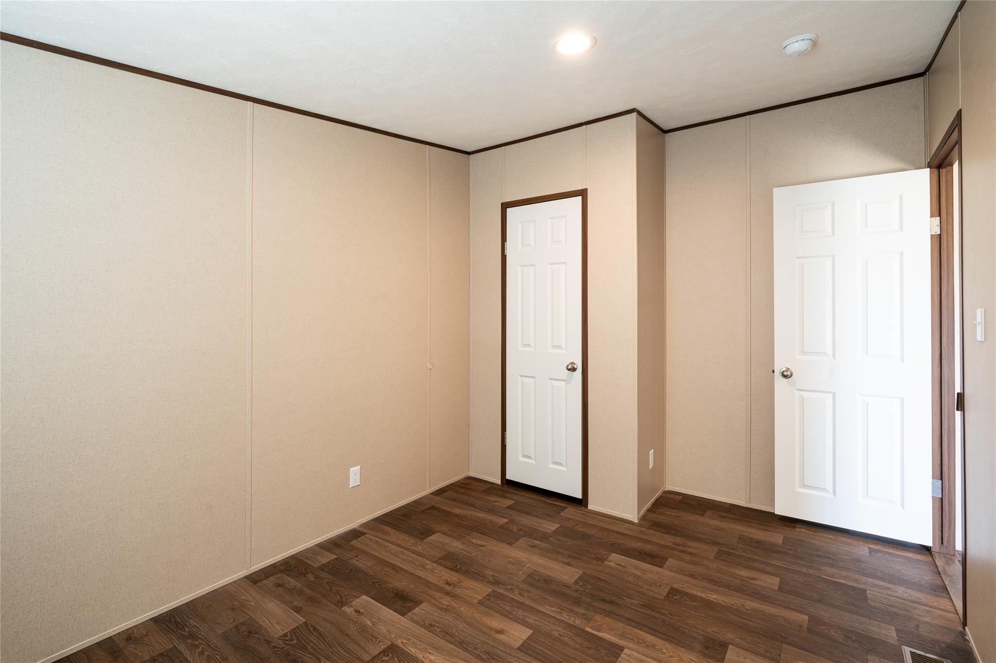 6945 Seawillow Rd, Lockhart, TX 78644