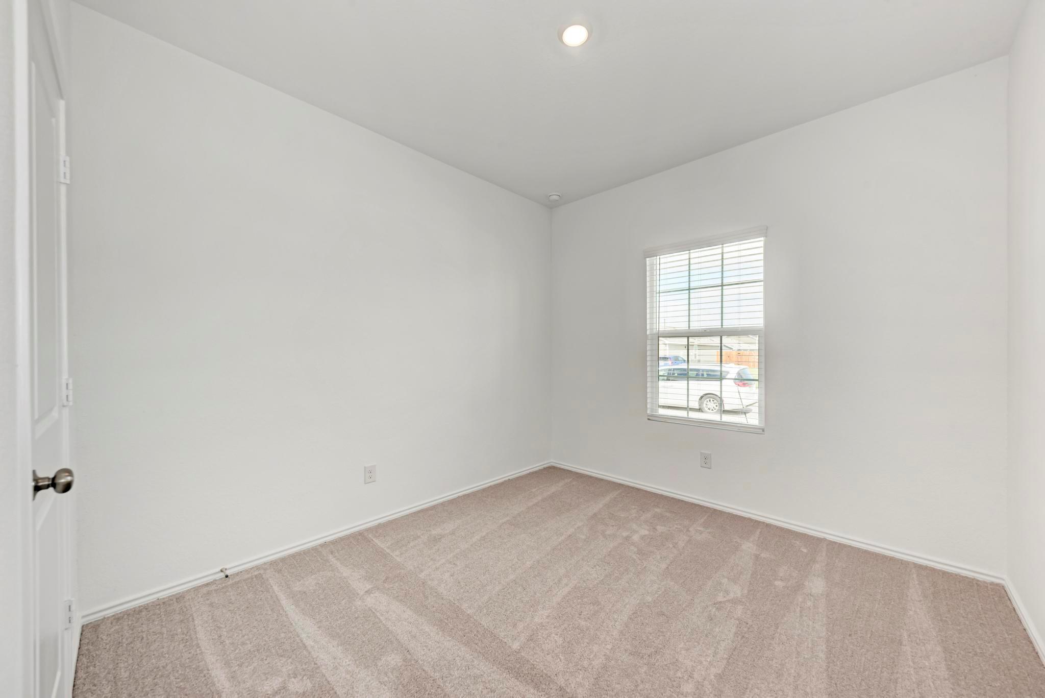 526 THUNDERSTORM Ave, Lockhart, TX 78644