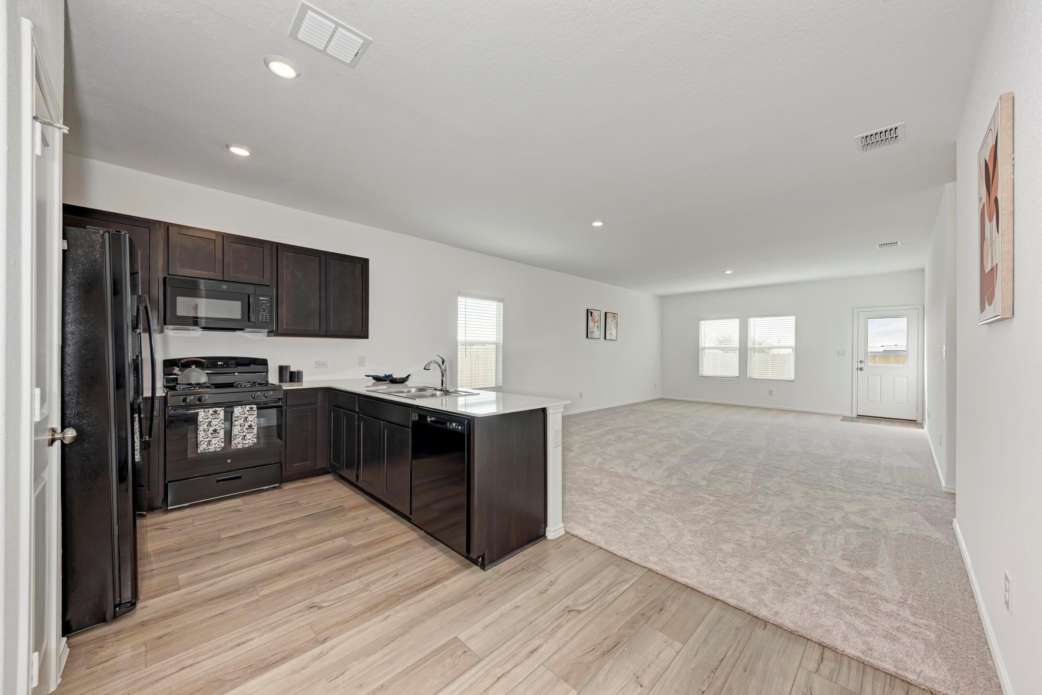 526 THUNDERSTORM Ave, Lockhart, TX 78644