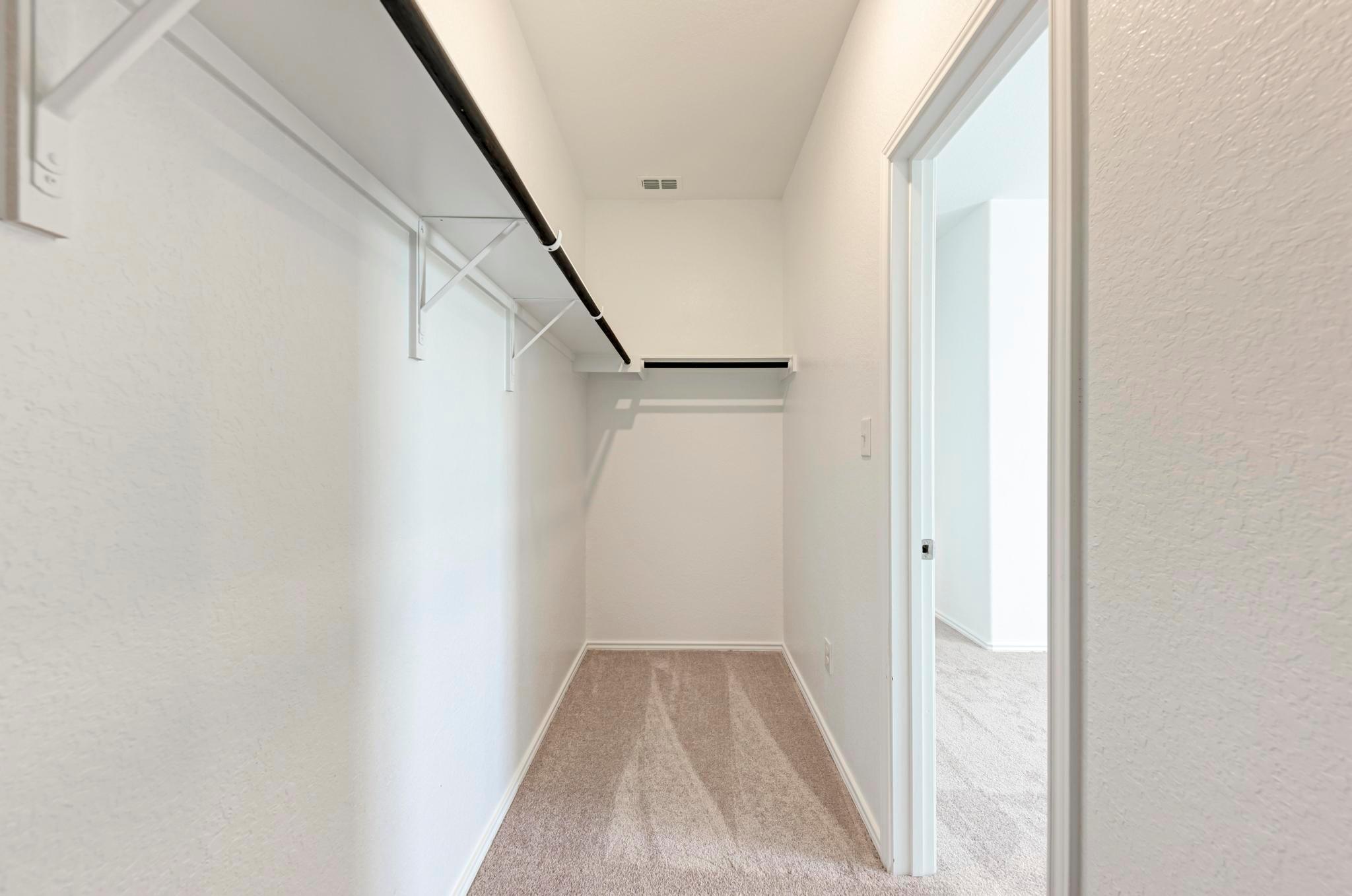 526 THUNDERSTORM Ave, Lockhart, TX 78644