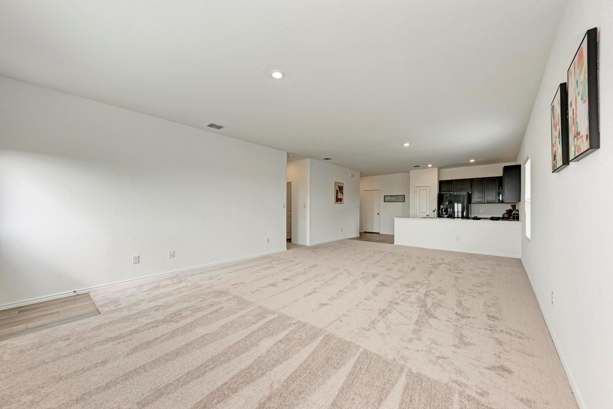 526 THUNDERSTORM Ave, Lockhart, TX 78644