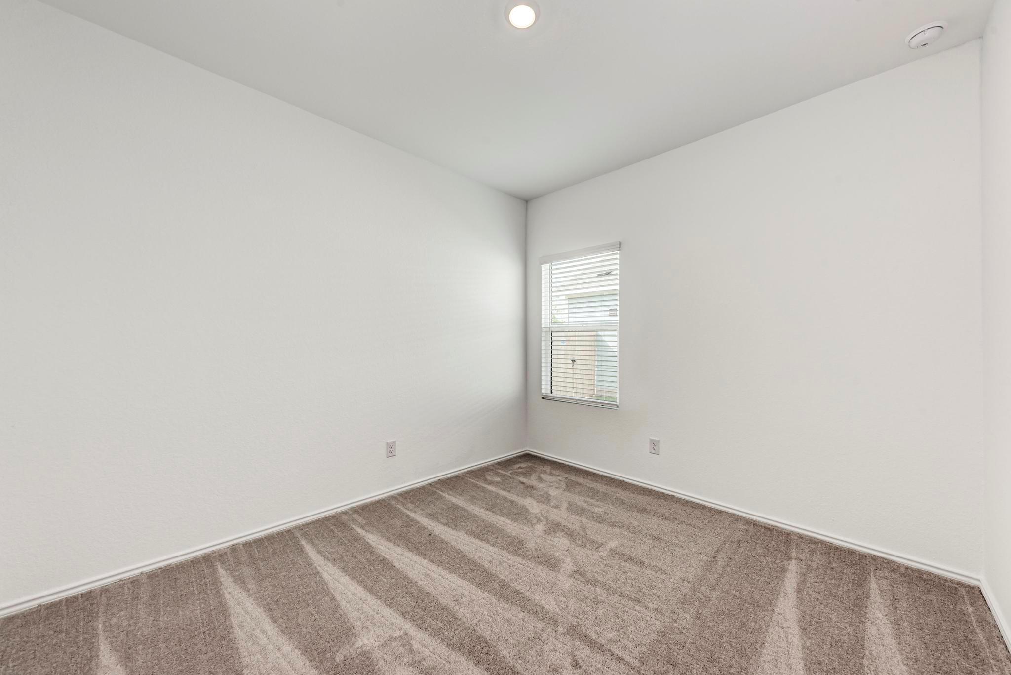 526 THUNDERSTORM Ave, Lockhart, TX 78644