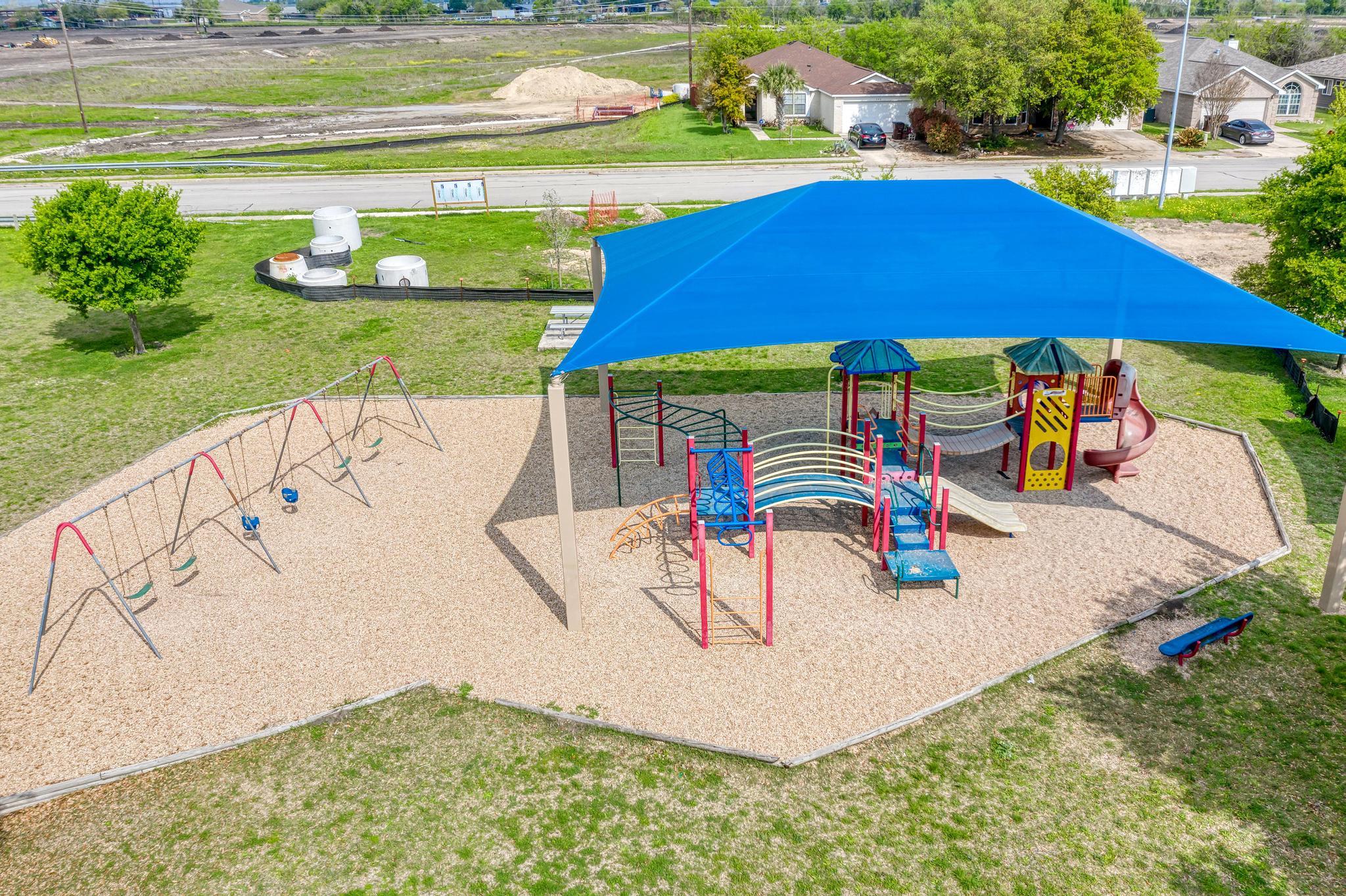 526 THUNDERSTORM Ave, Lockhart, TX 78644