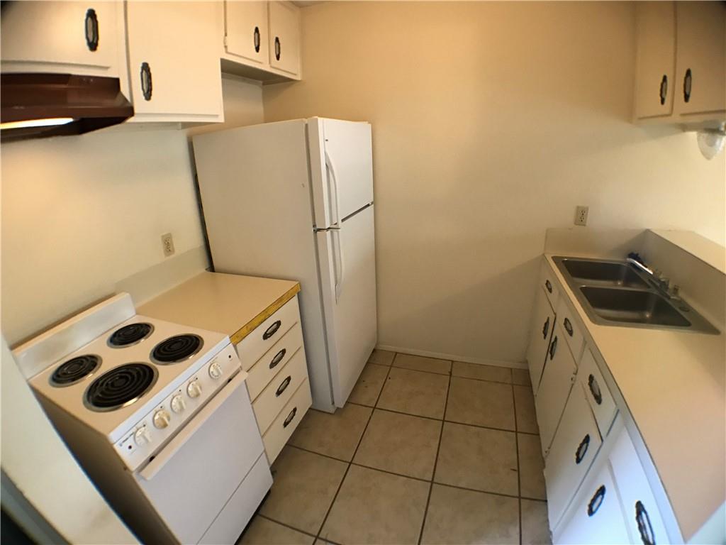 630 Maiden LANE Ln # E, Austin, TX 78705