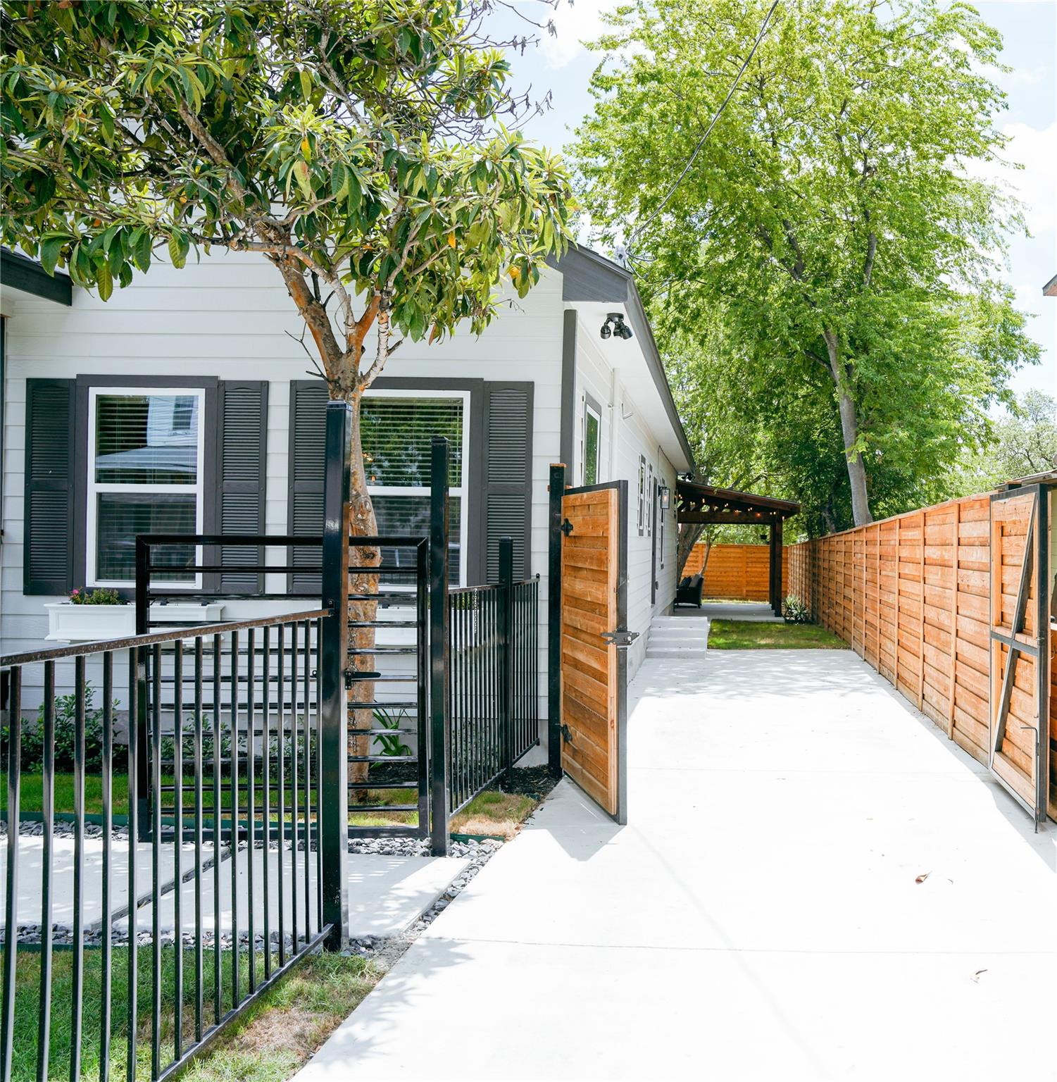 518 Rigsby Ave, San Antonio, TX 78210