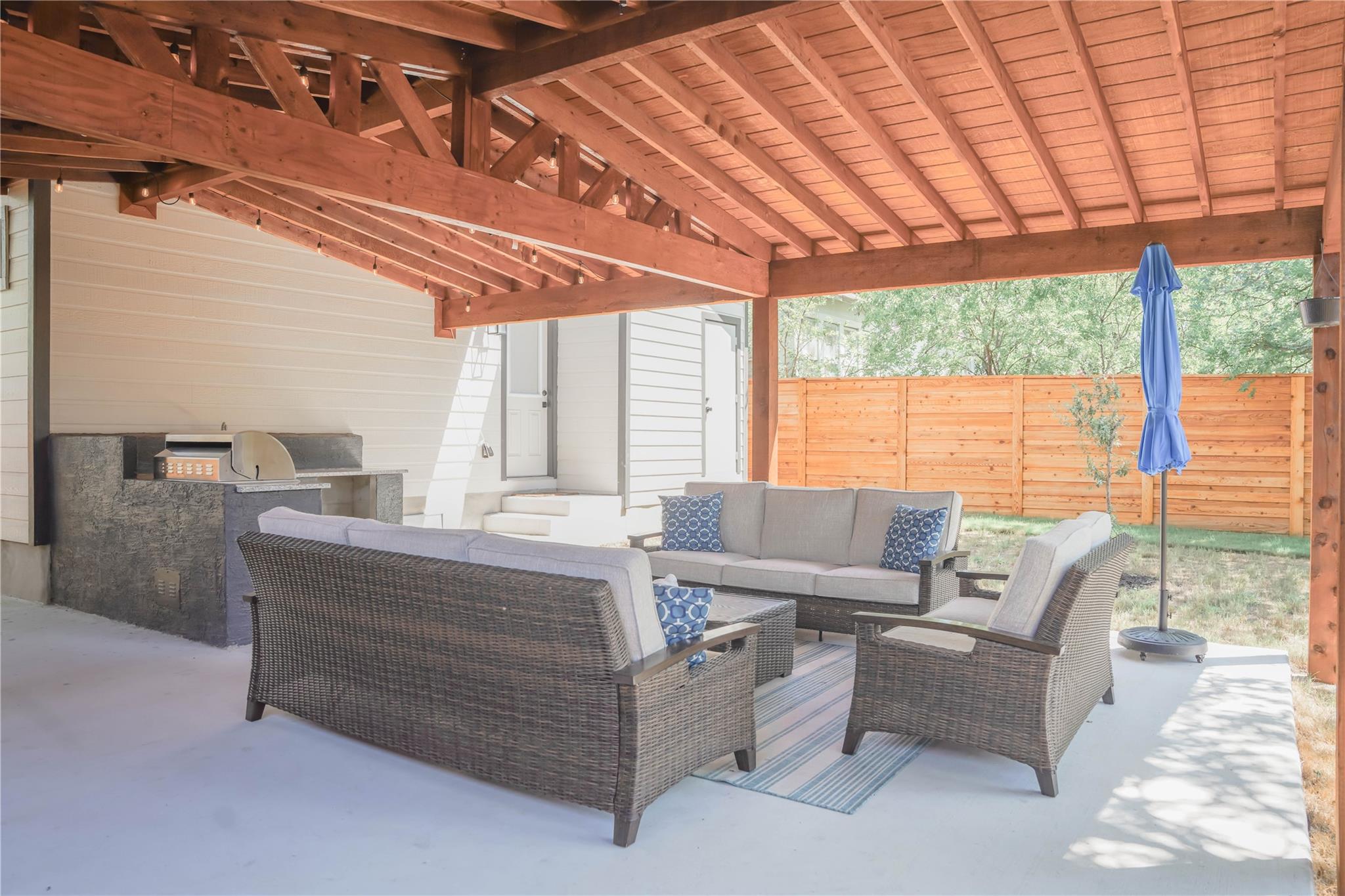 518 Rigsby Ave, San Antonio, TX 78210