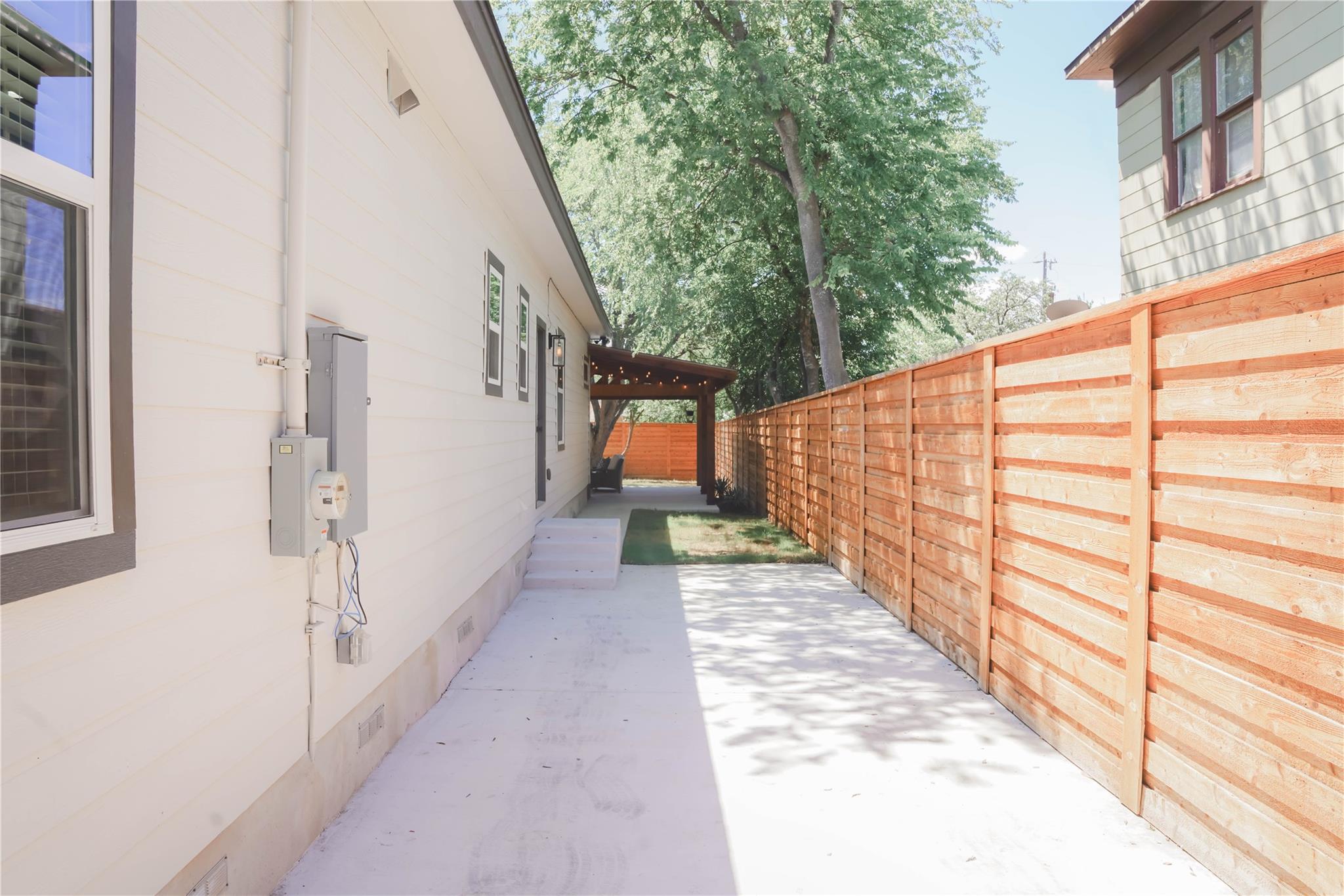 518 Rigsby Ave, San Antonio, TX 78210