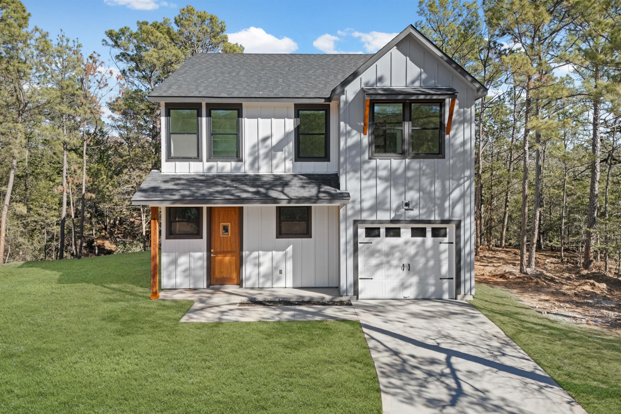 159 Molokini Dr, Bastrop, TX 78602