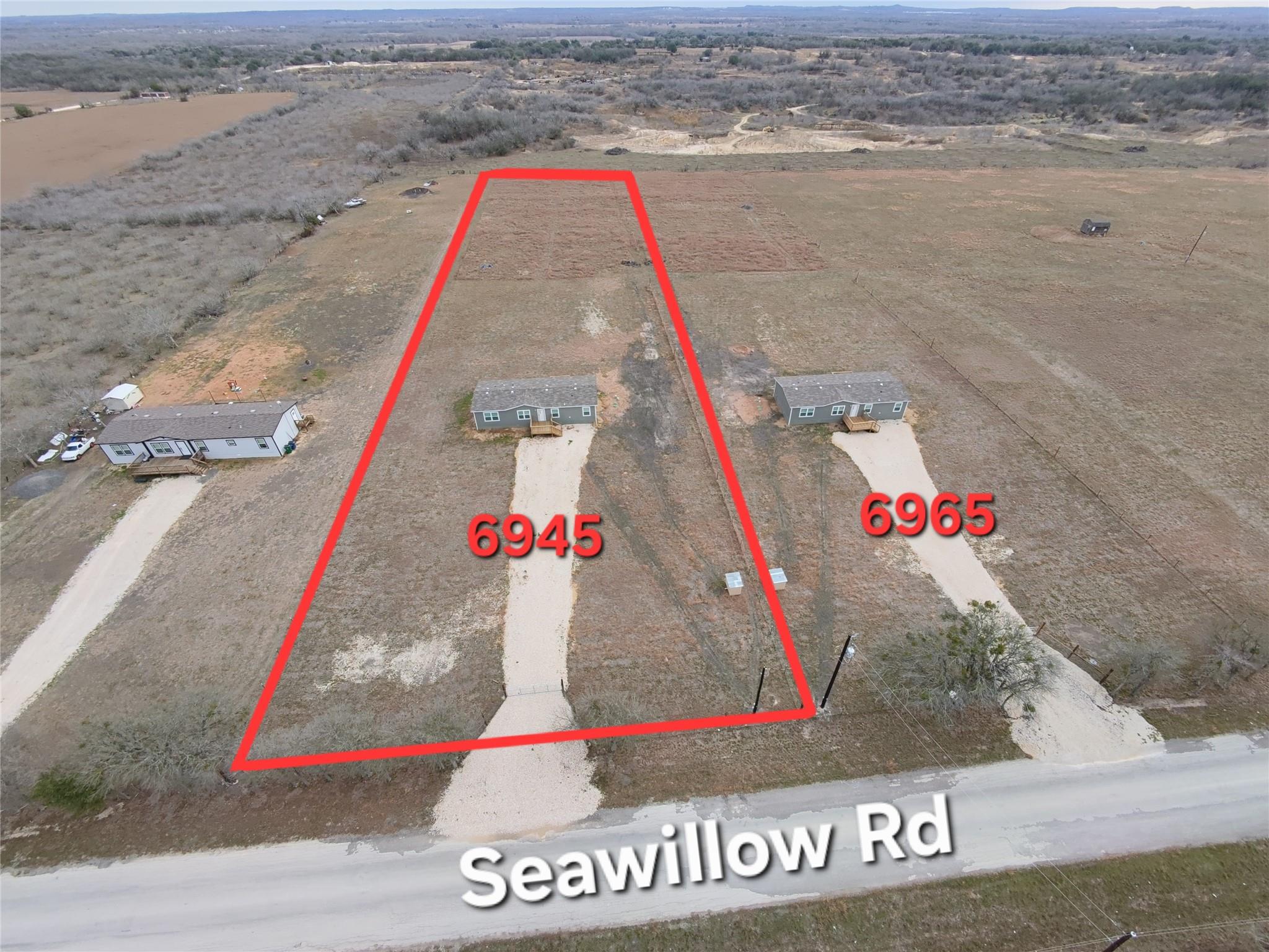 6965 Seawillow Rd, Lockhart, TX 78644