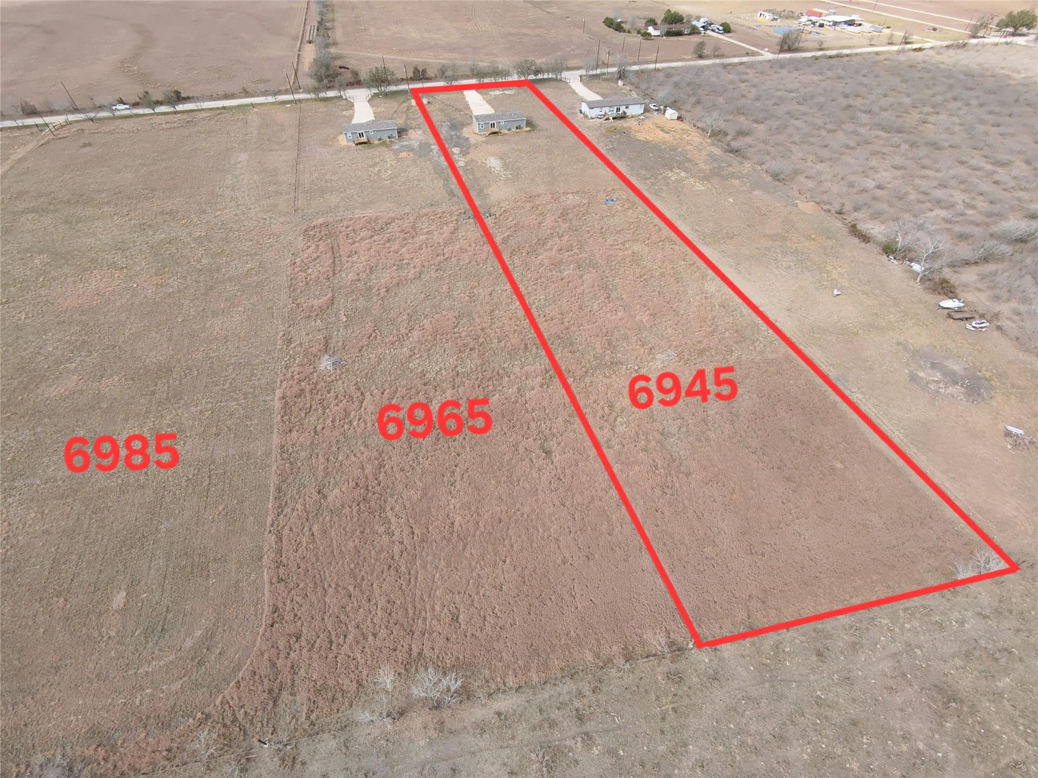 6965 Seawillow Rd, Lockhart, TX 78644