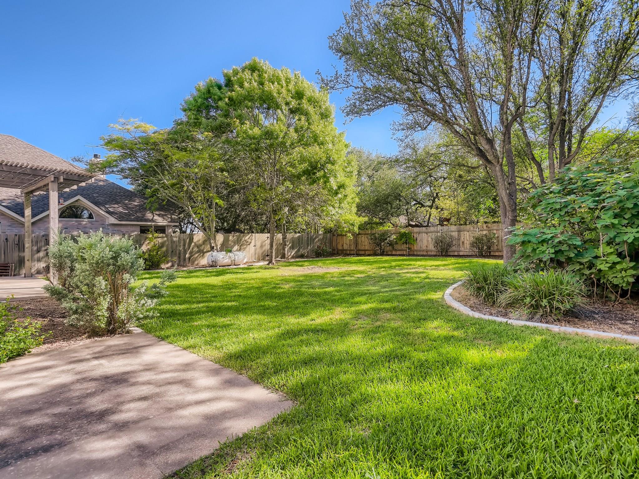 3512 Savoy Ct, Austin, TX 78738