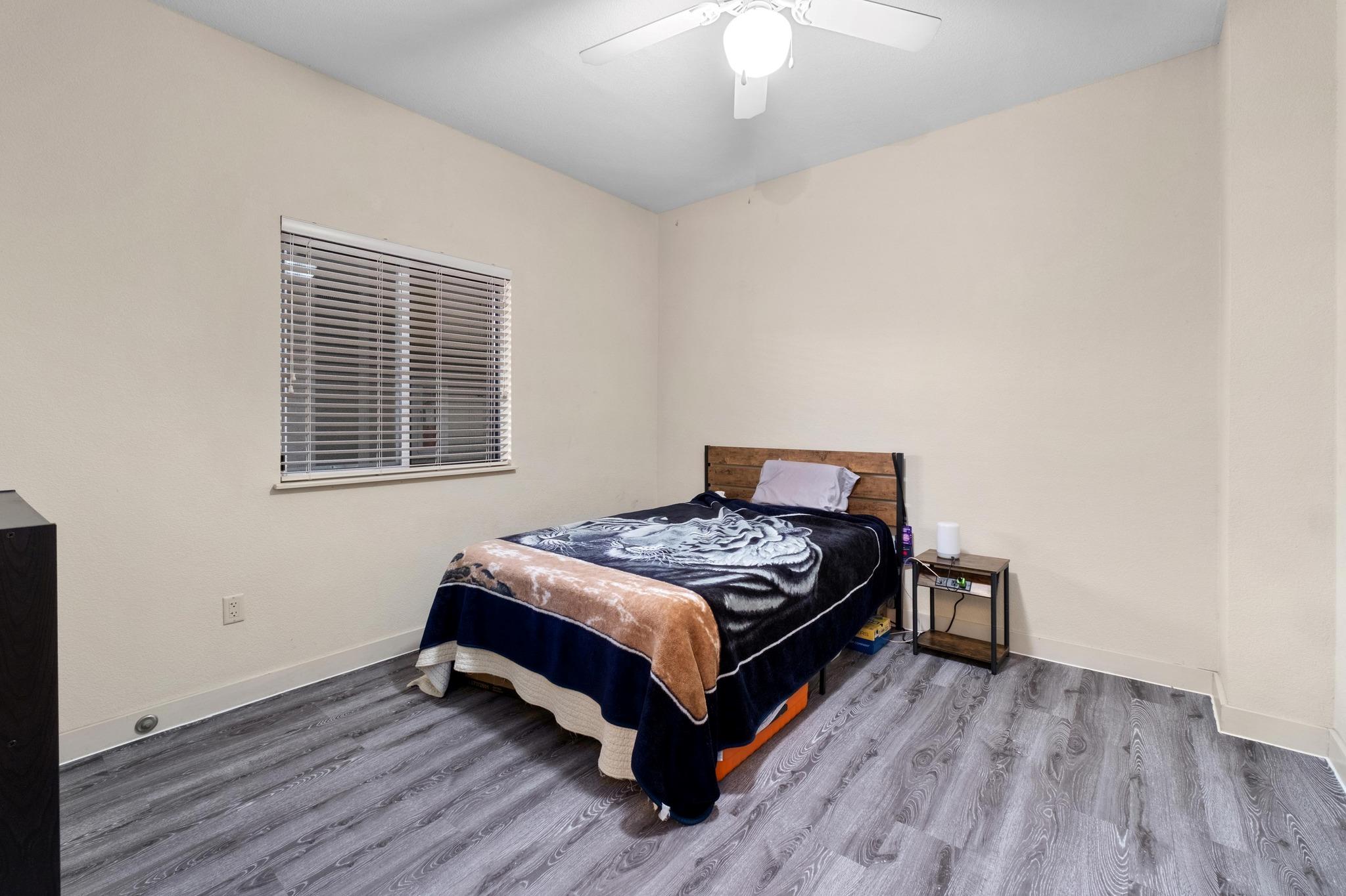 711 W 26th St # 508, Austin, TX 78705