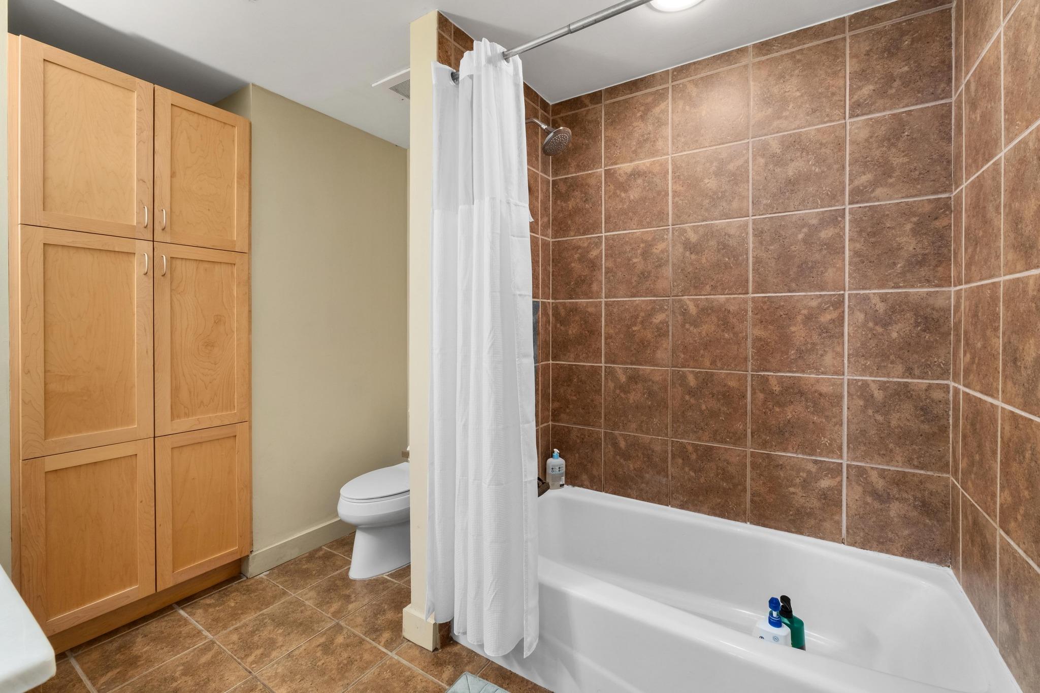 711 W 26th St # 508, Austin, TX 78705