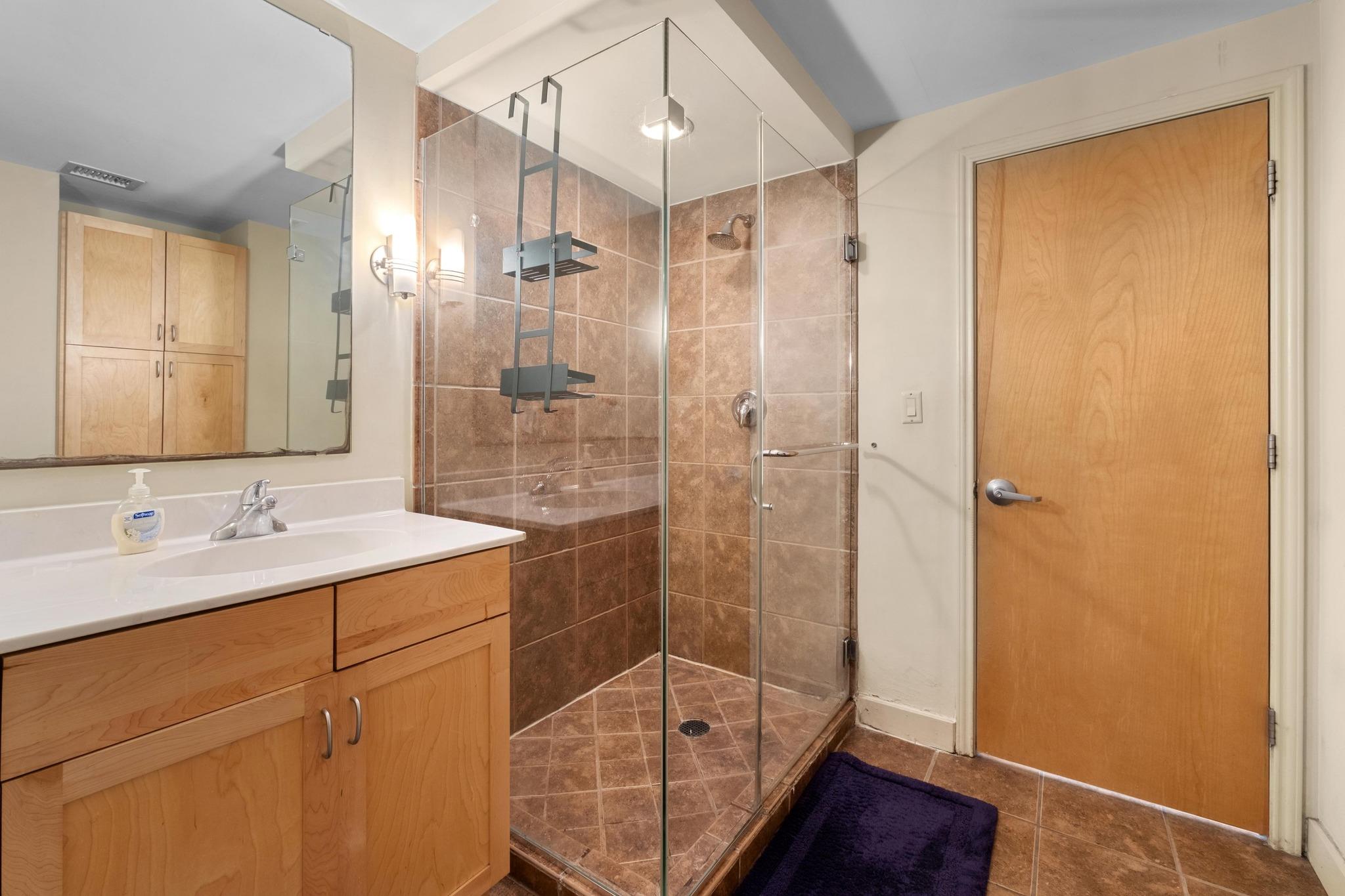 711 W 26th St # 508, Austin, TX 78705