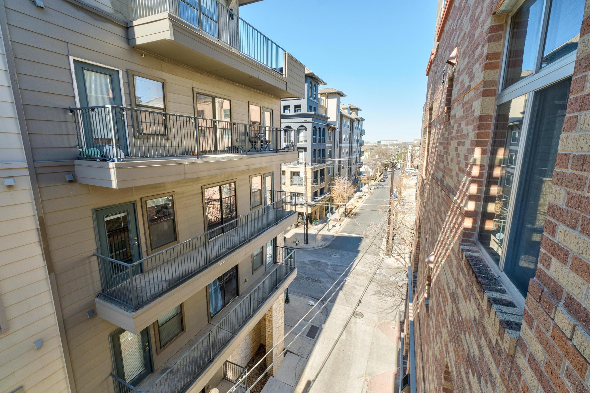 711 W 26th St # 508, Austin, TX 78705