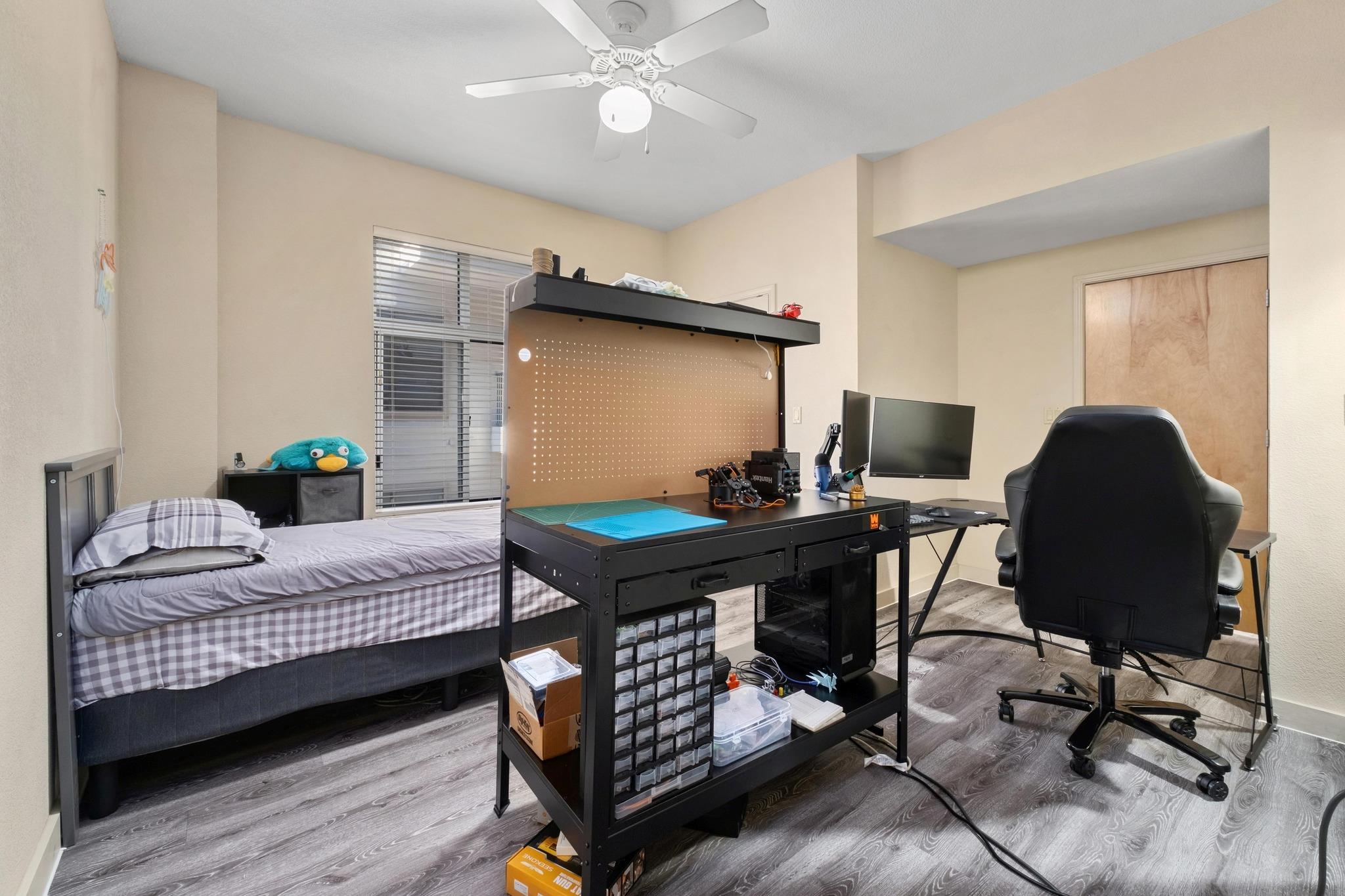 711 W 26th St # 508, Austin, TX 78705