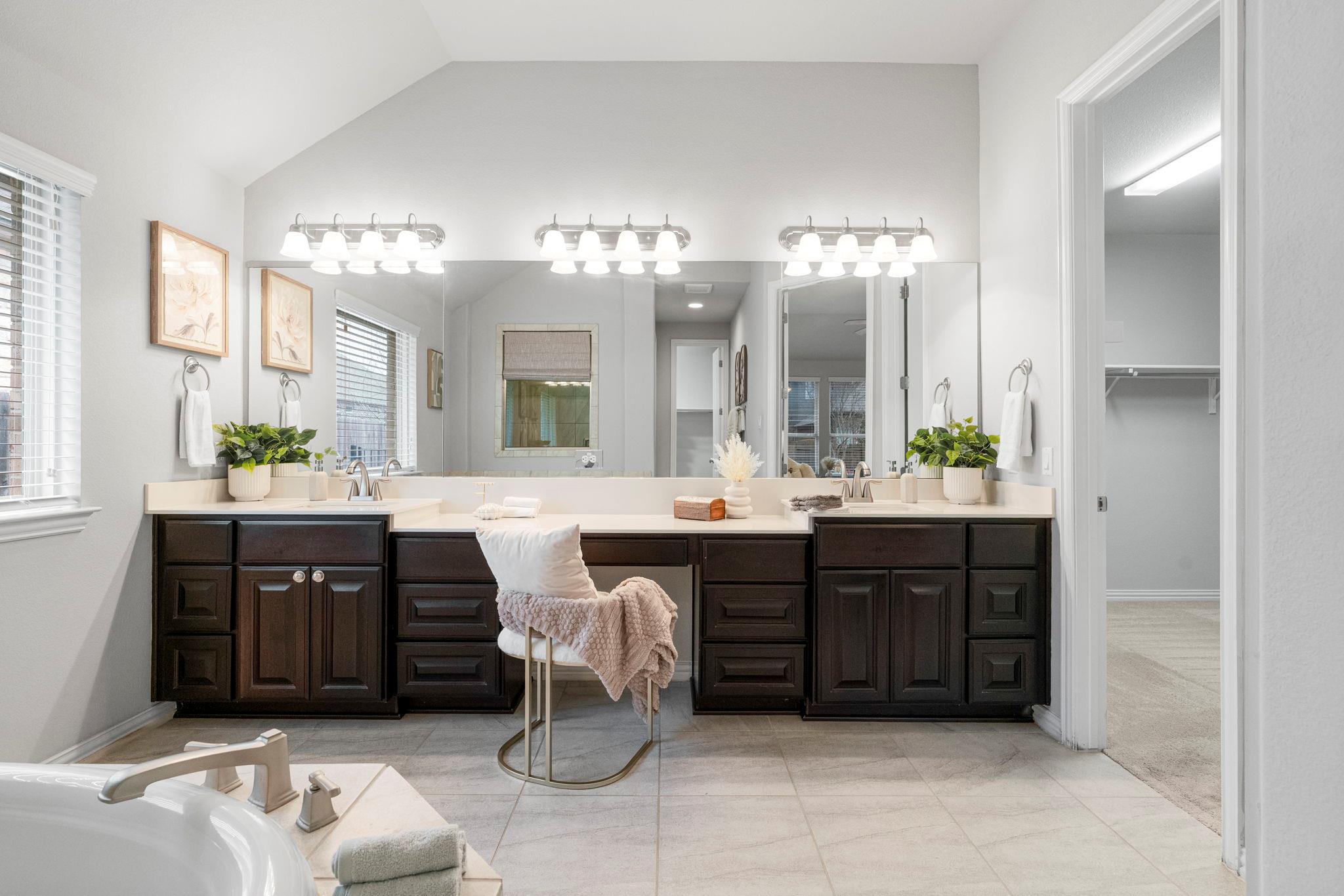 2316 Belen Dr, Leander, TX 78641