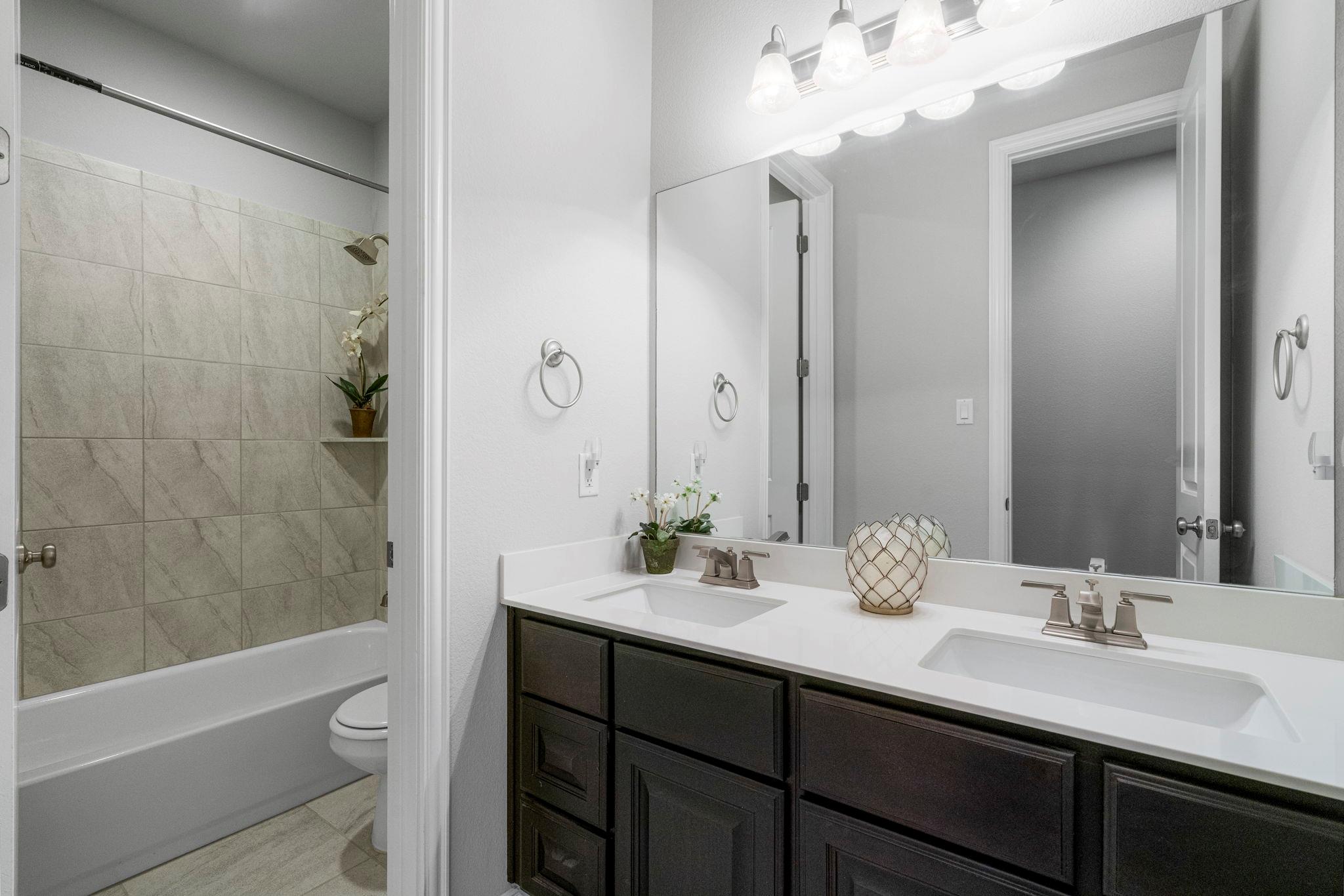 2316 Belen Dr, Leander, TX 78641