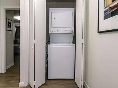 1915 Fairlawn Ln # 2, Austin, TX 78704