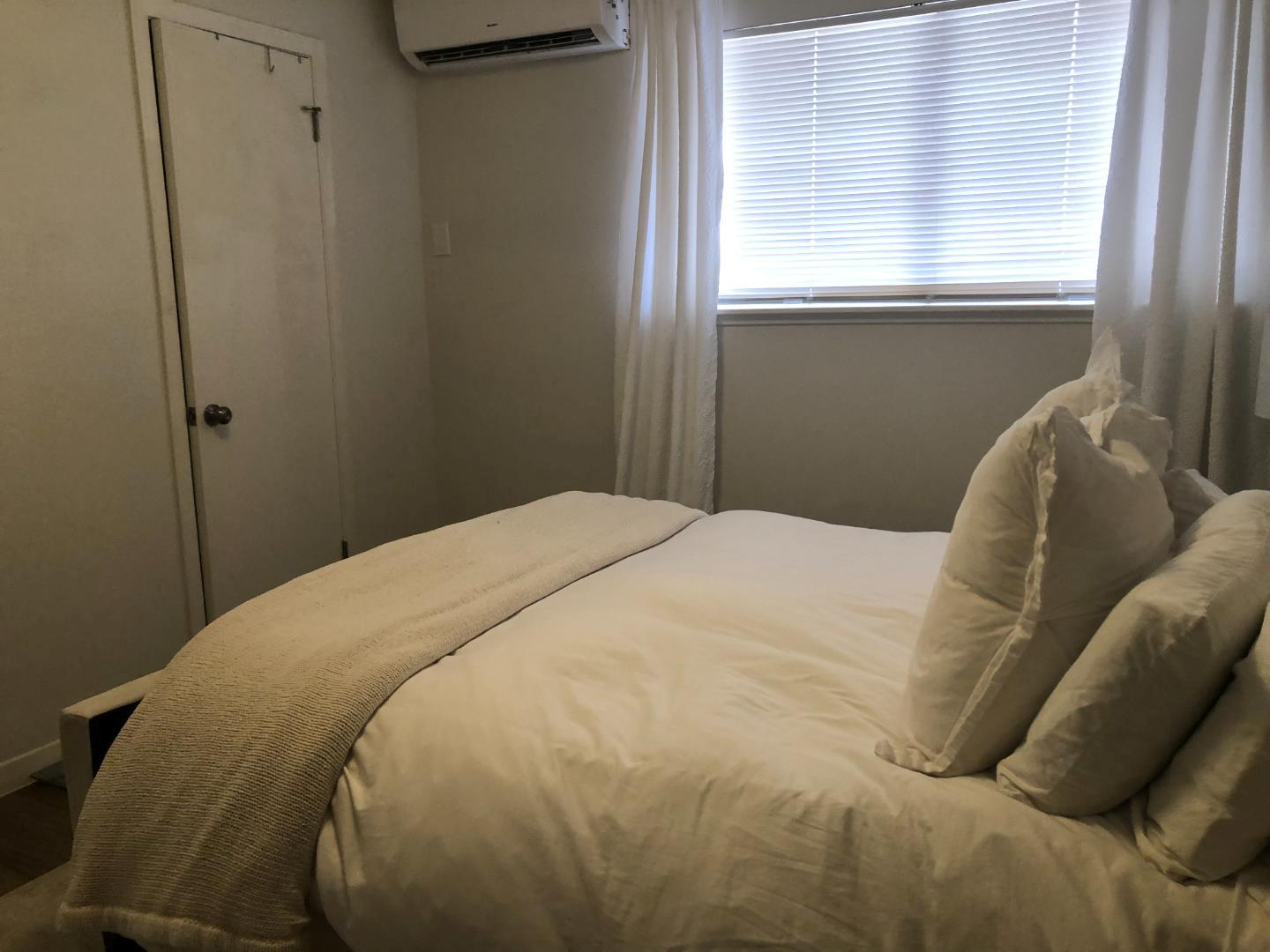 1915 Fairlawn Ln # 2, Austin, TX 78704