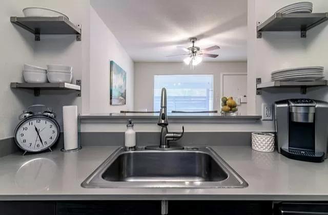 1915 Fairlawn Ln # 2, Austin, TX 78704