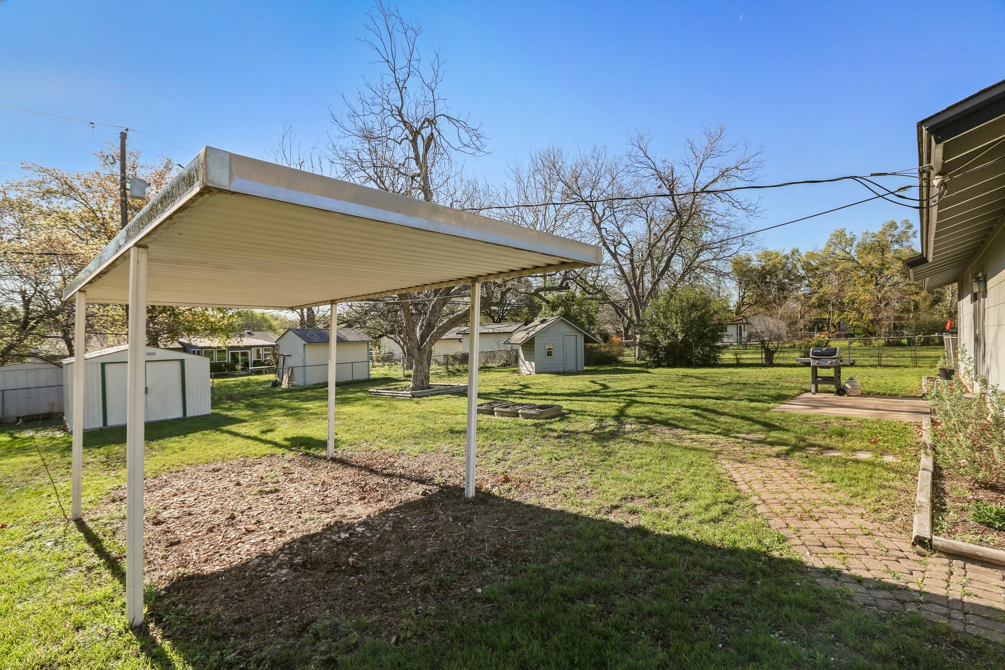 8511 Burrell Dr, Austin, TX 78757