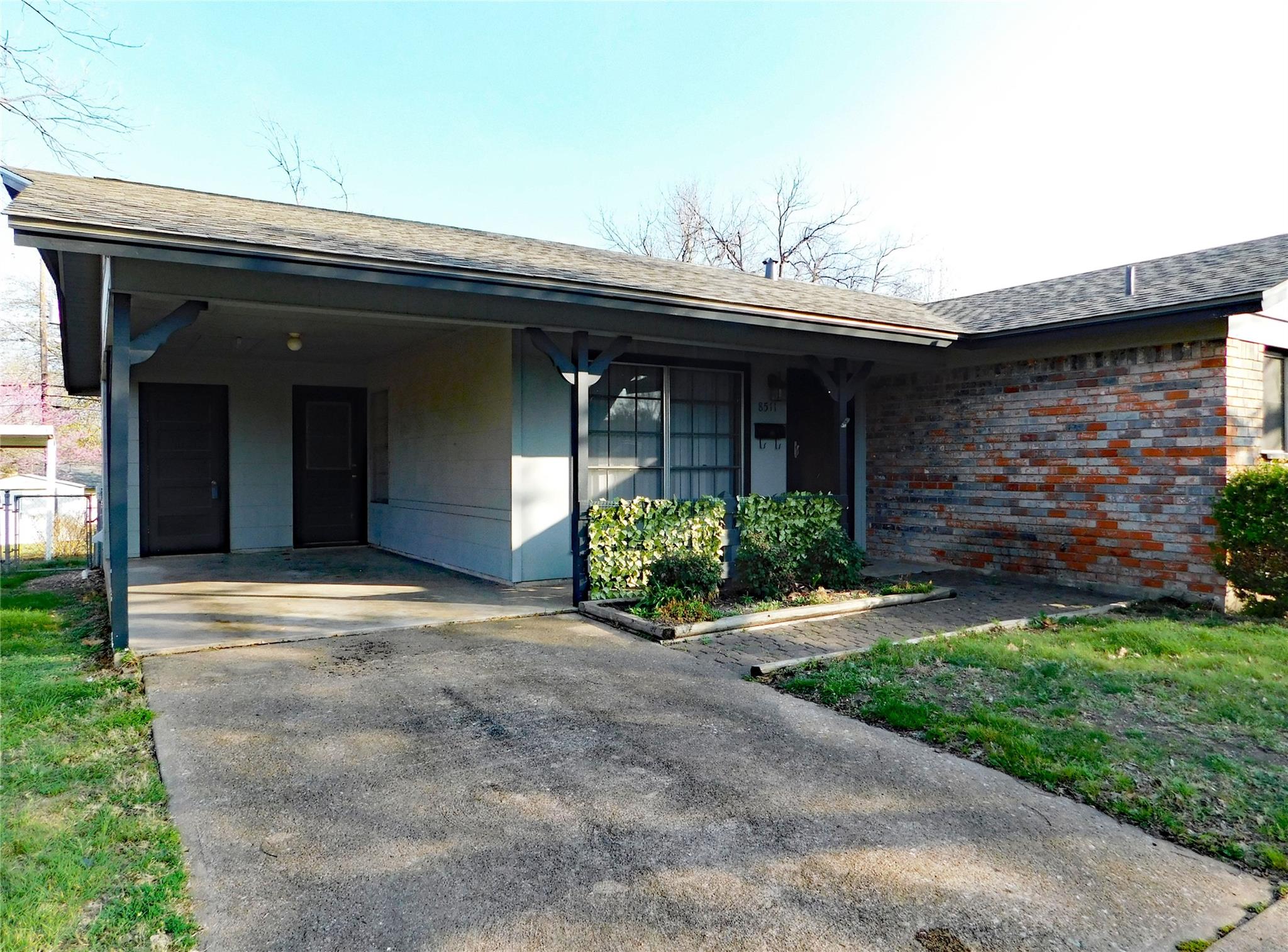 8511 Burrell Dr, Austin, TX 78757