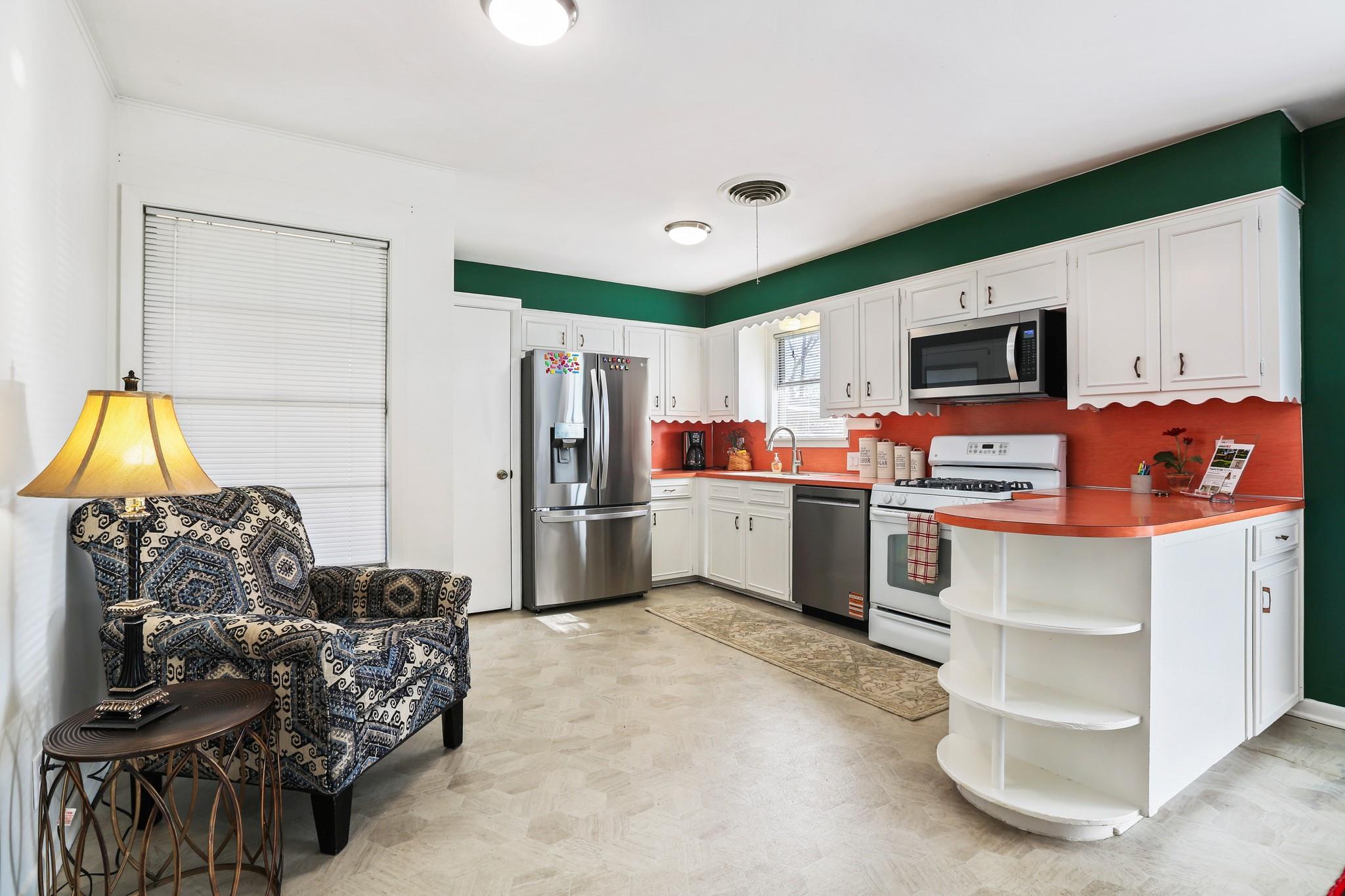 8511 Burrell Dr, Austin, TX 78757