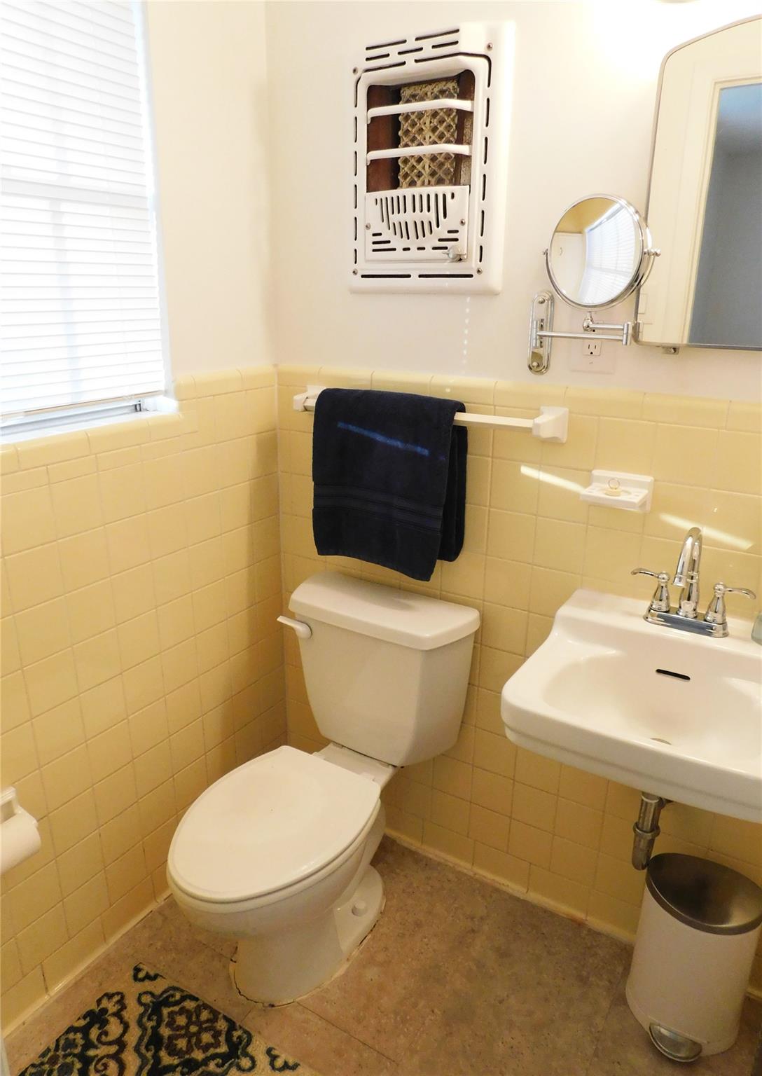 8511 Burrell Dr, Austin, TX 78757