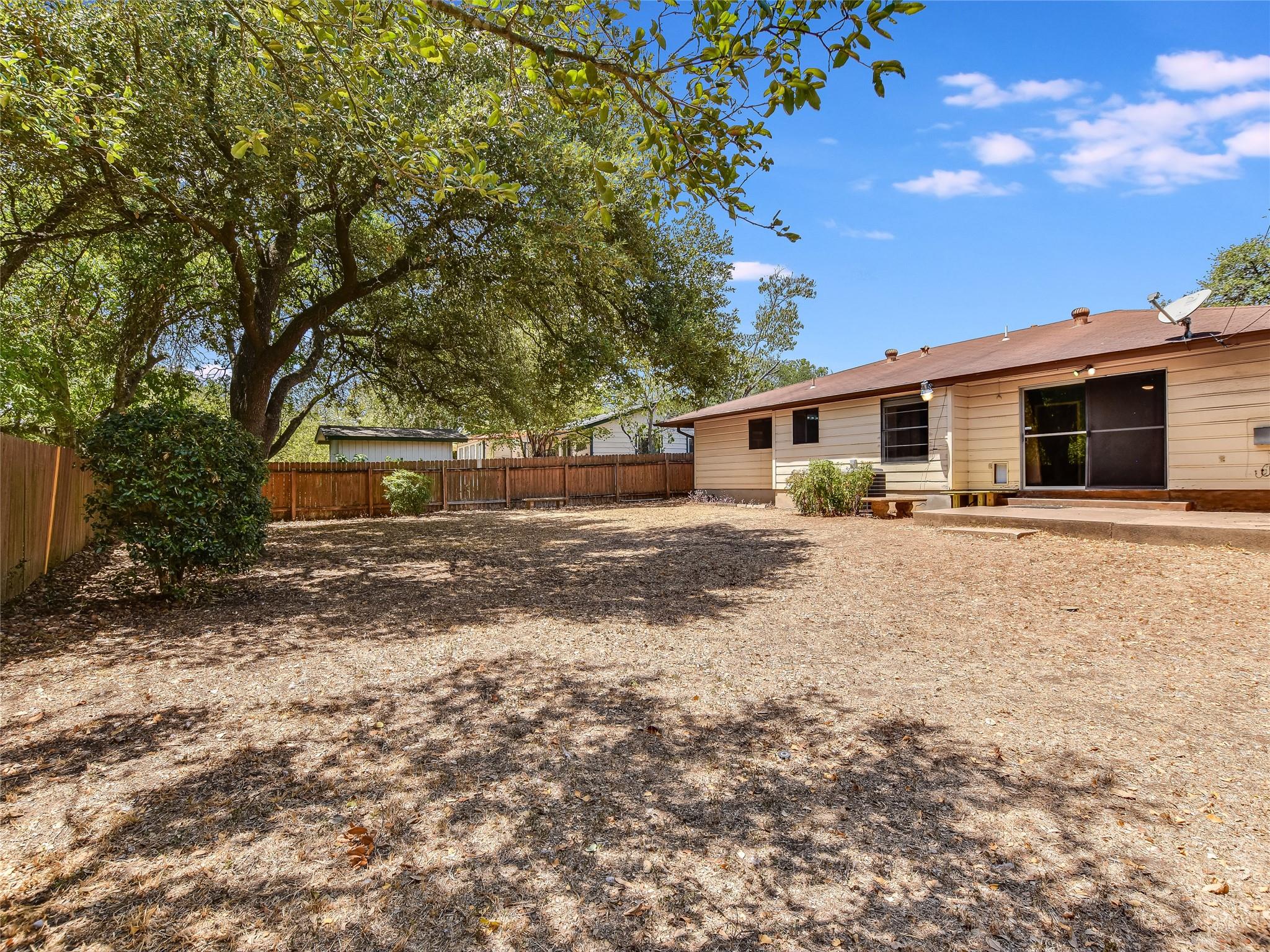 2103 Falcon Hill Dr, Austin, TX 78745