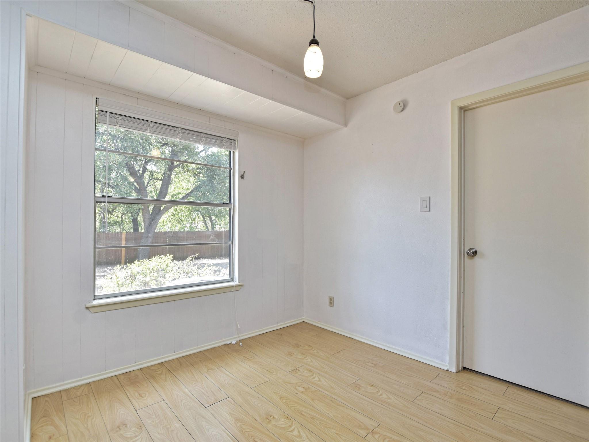 2103 Falcon Hill Dr, Austin, TX 78745