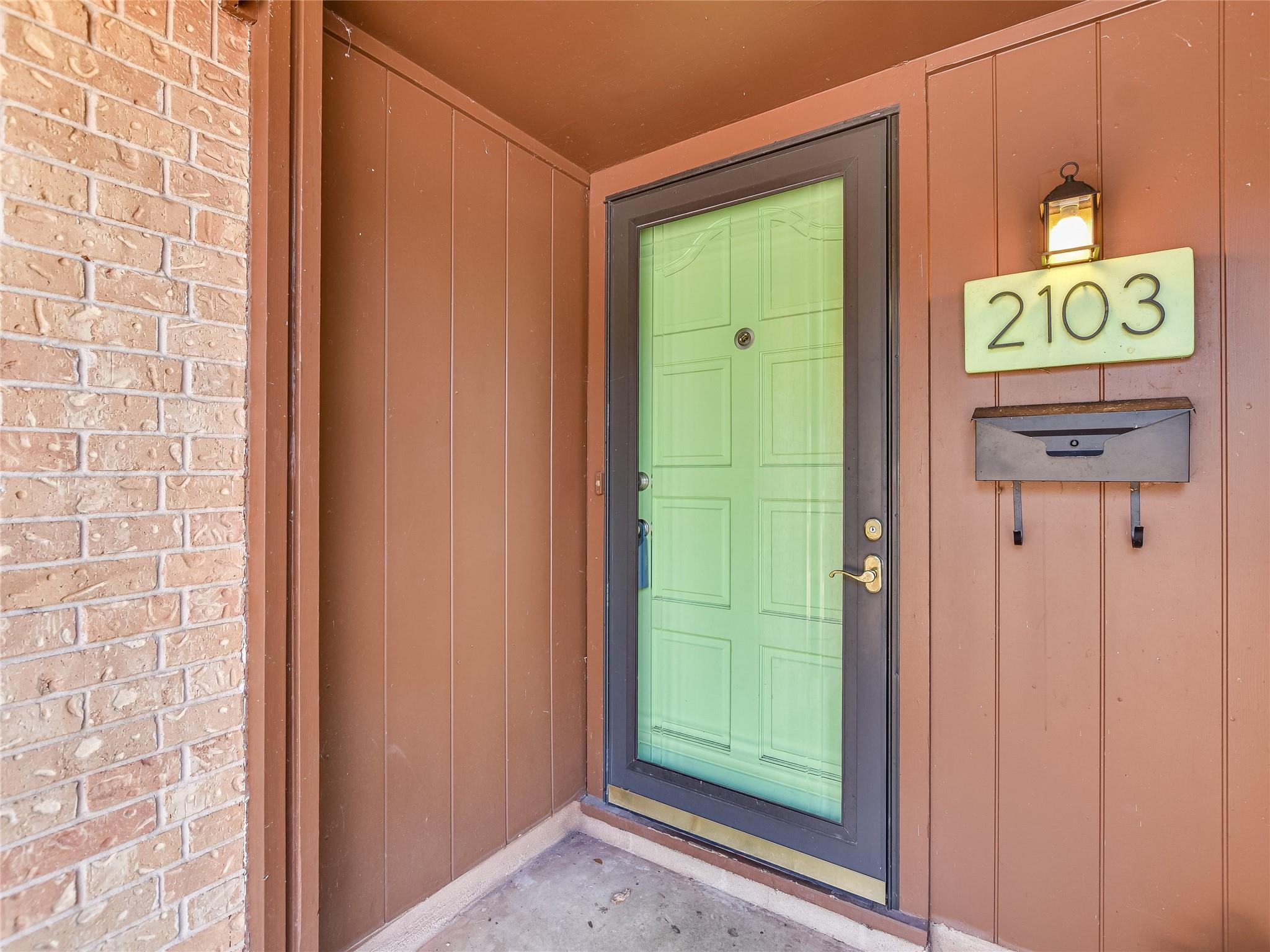 2103 Falcon Hill Dr, Austin, TX 78745