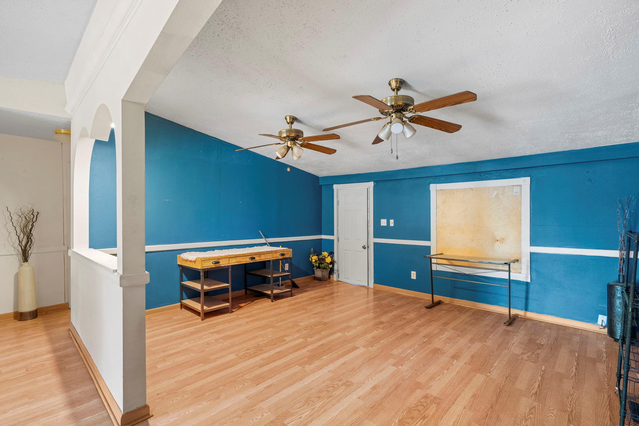 110 Belinda Ln, Kyle, TX 78640