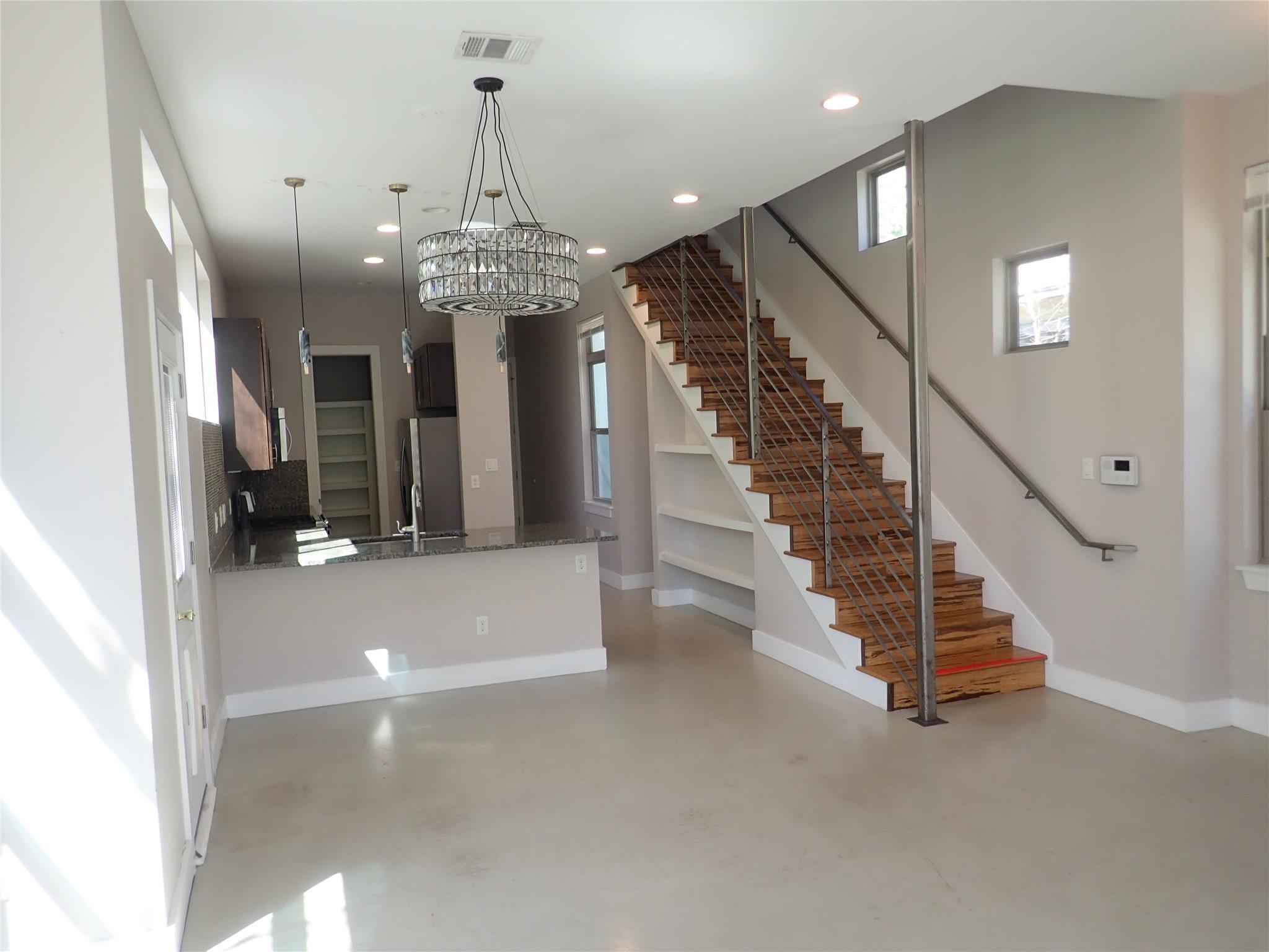 2912 E 14th St # A, Austin, TX 78702