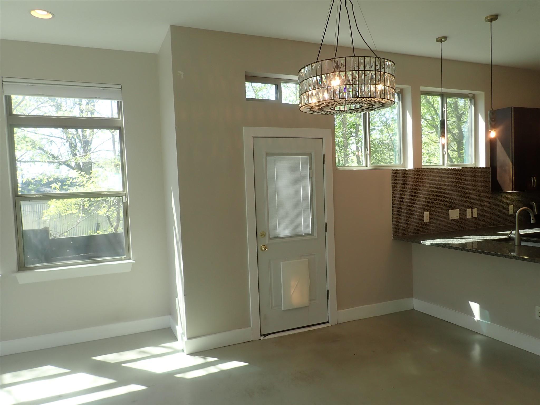 2912 E 14th St # A, Austin, TX 78702