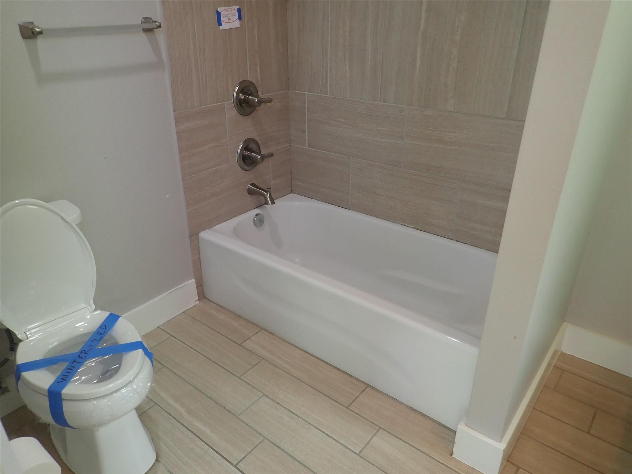 2912 E 14th St # A, Austin, TX 78702