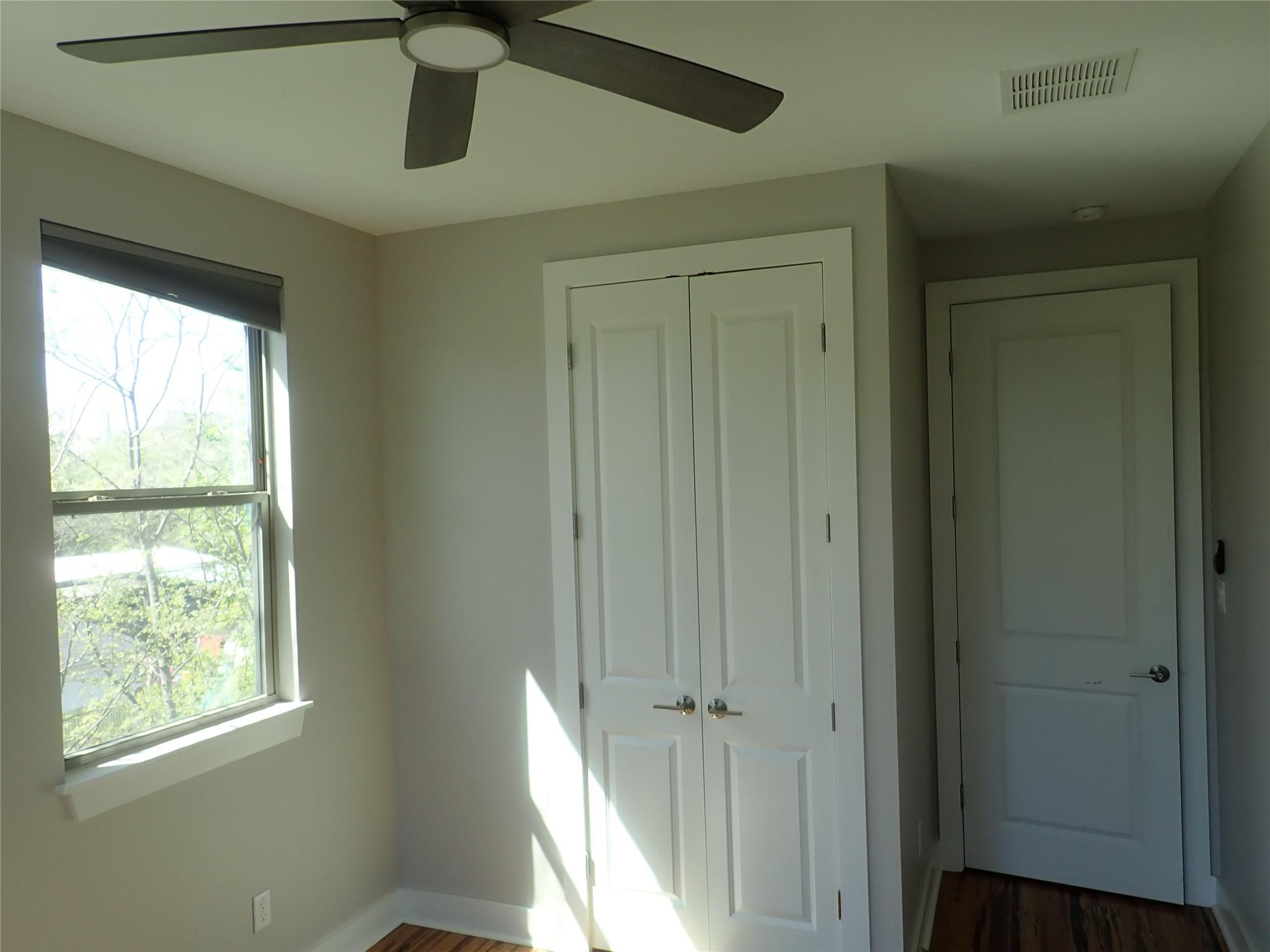 2912 E 14th St # A, Austin, TX 78702