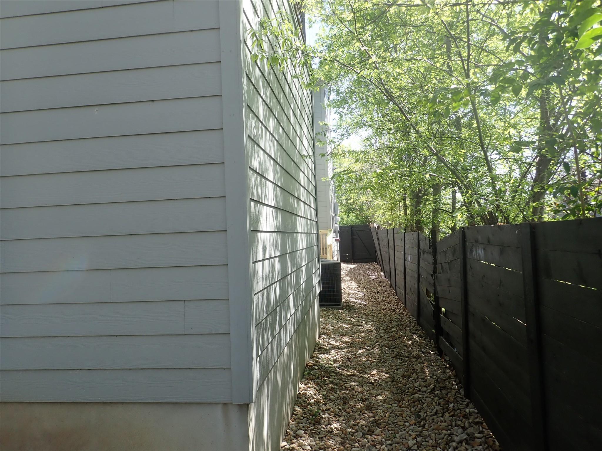 2912 E 14th St # A, Austin, TX 78702