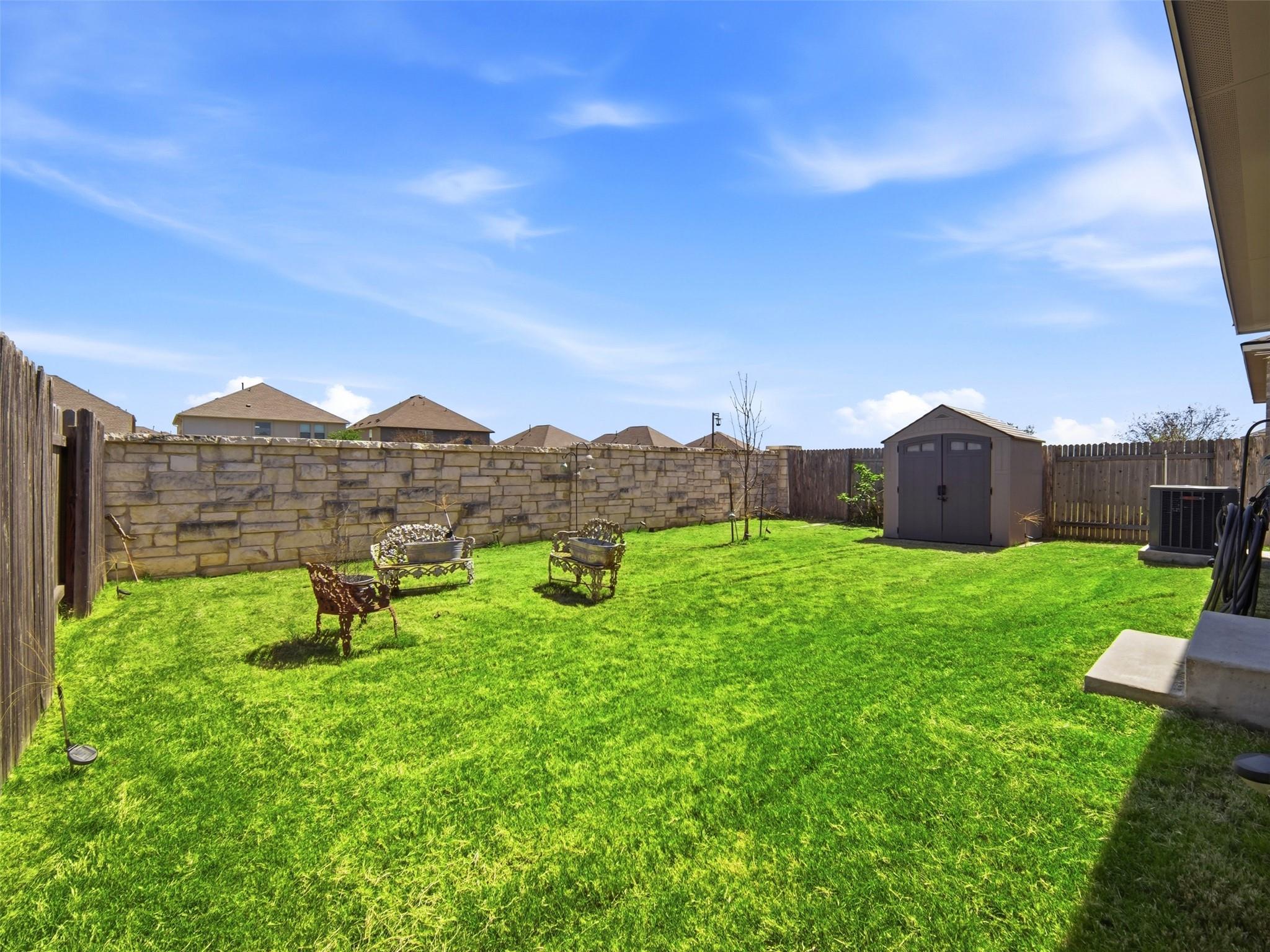 208 Winding Hollow Ln, Georgetown, TX 78628