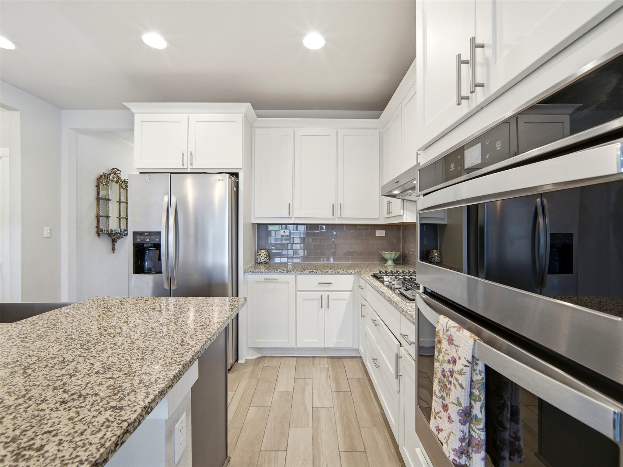 208 Winding Hollow Ln, Georgetown, TX 78628