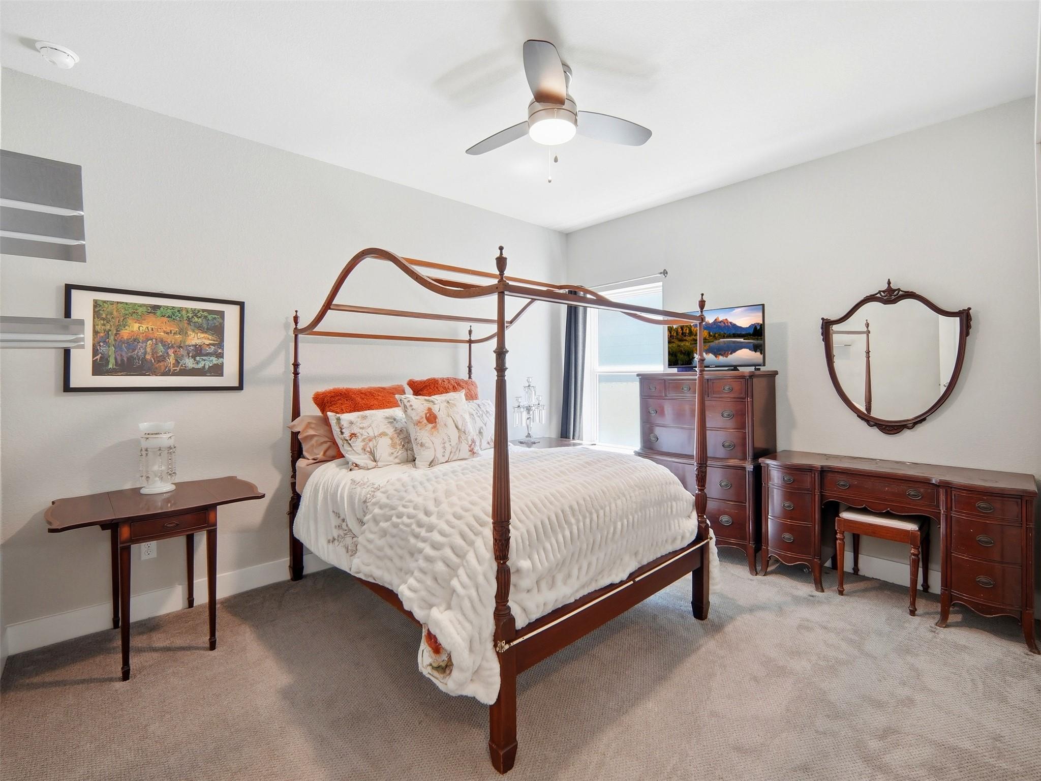 208 Winding Hollow Ln, Georgetown, TX 78628