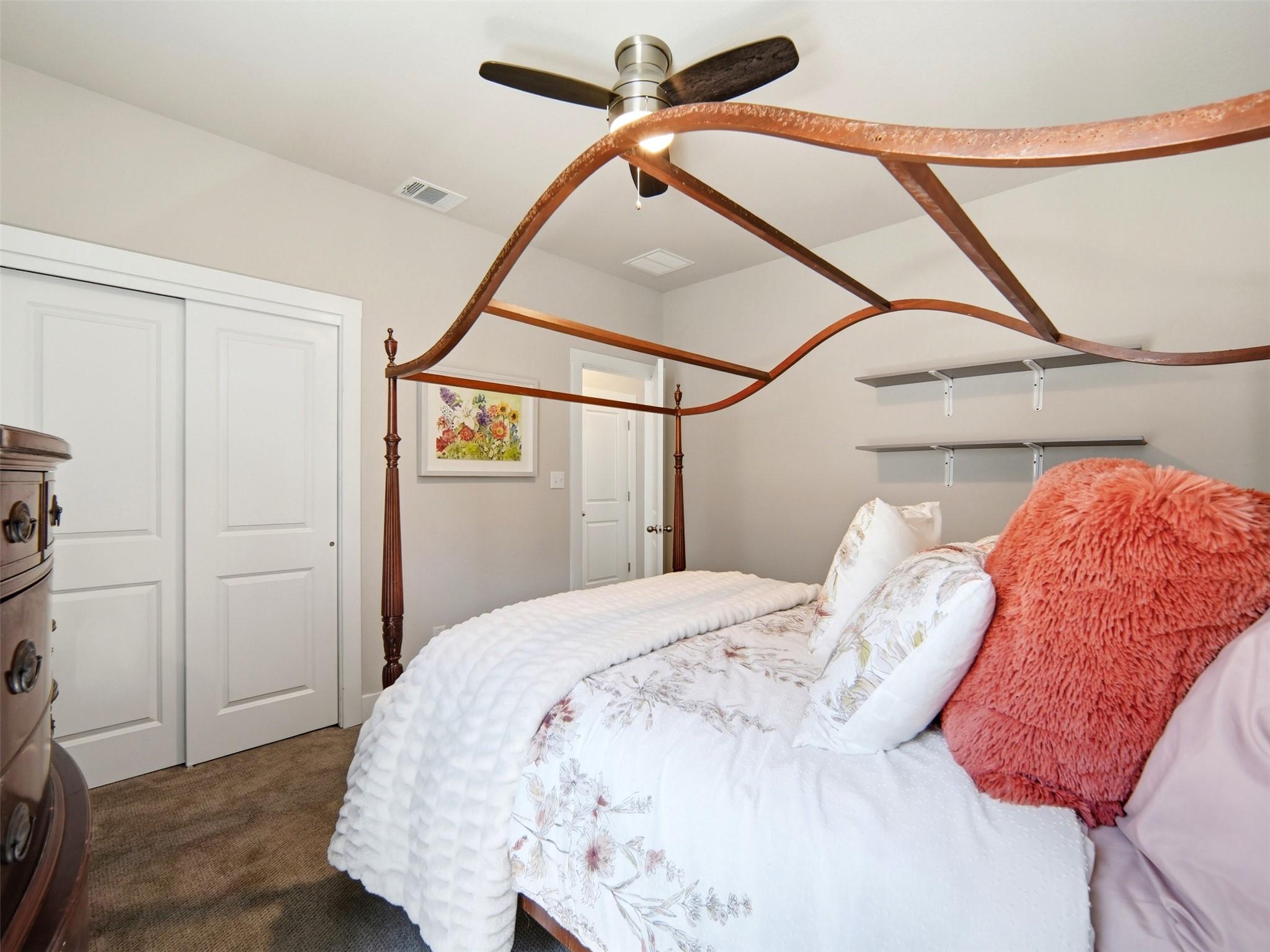 208 Winding Hollow Ln, Georgetown, TX 78628