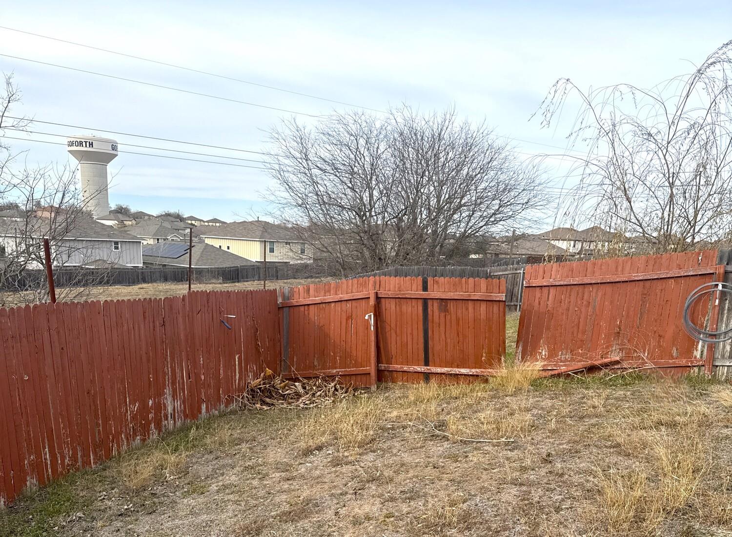 587 Twisted Oaks Ln, Buda, TX 78610