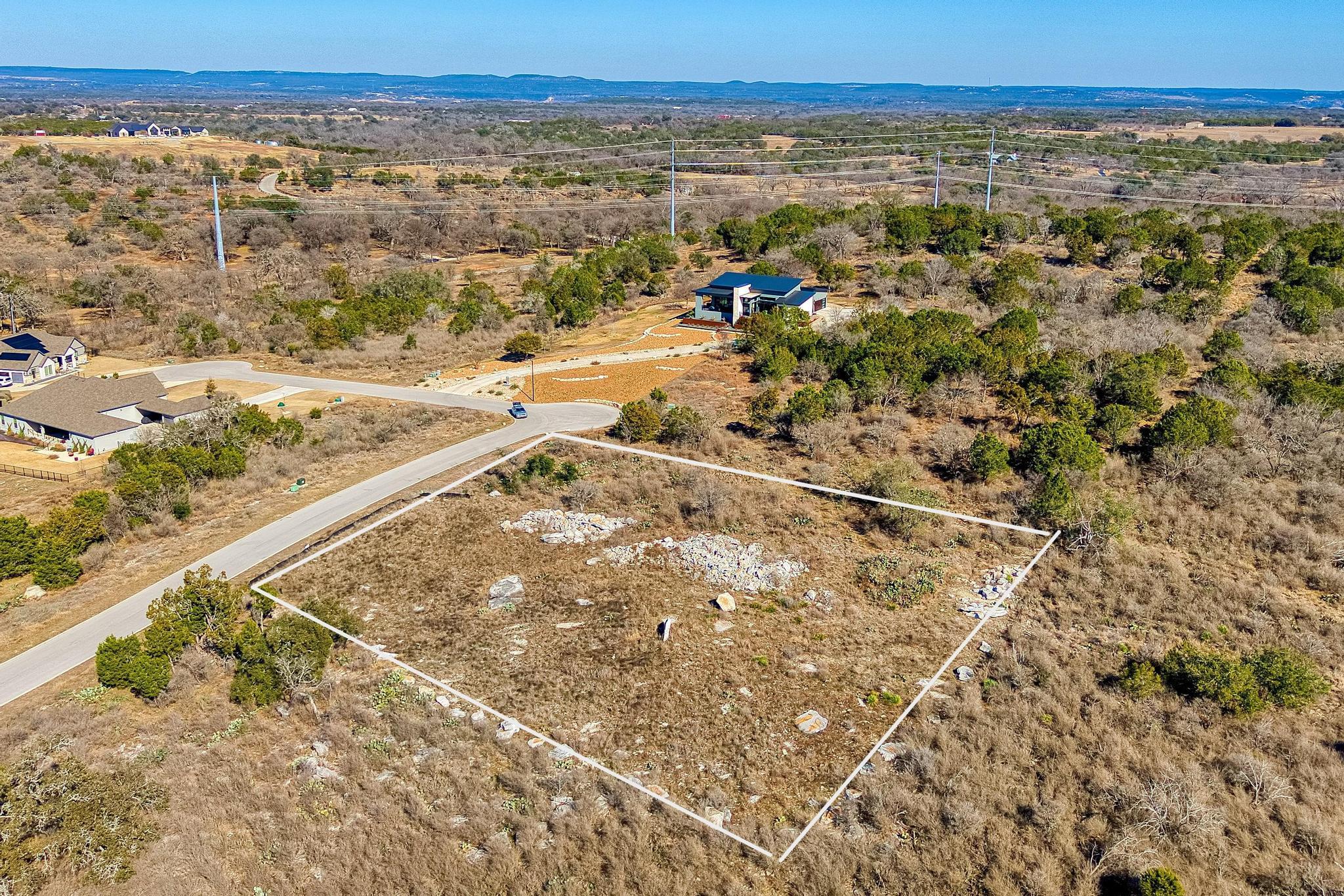 309 Eagle Basin Cir, Spicewood, TX 78669